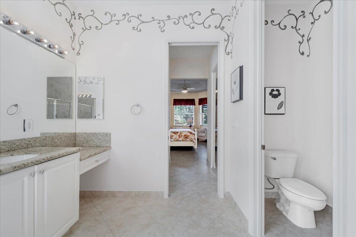 Valencia Pointe - Residential