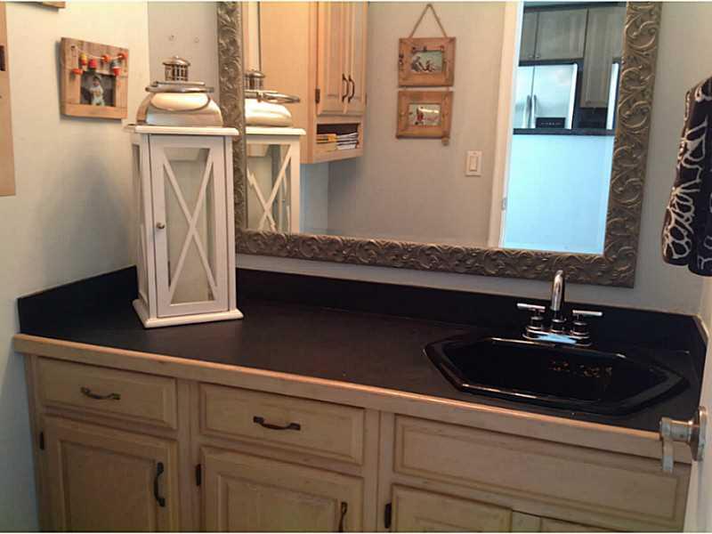 White Egret Condo - Residential