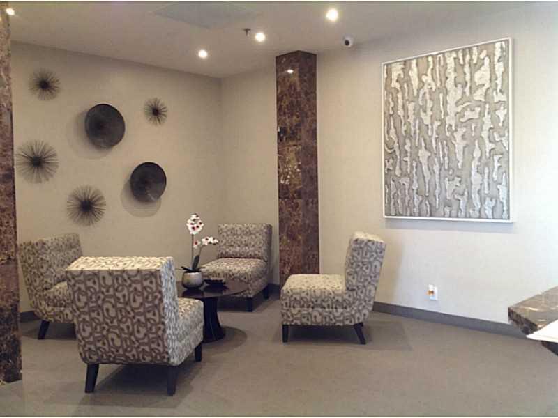 White Egret Condo - Residential