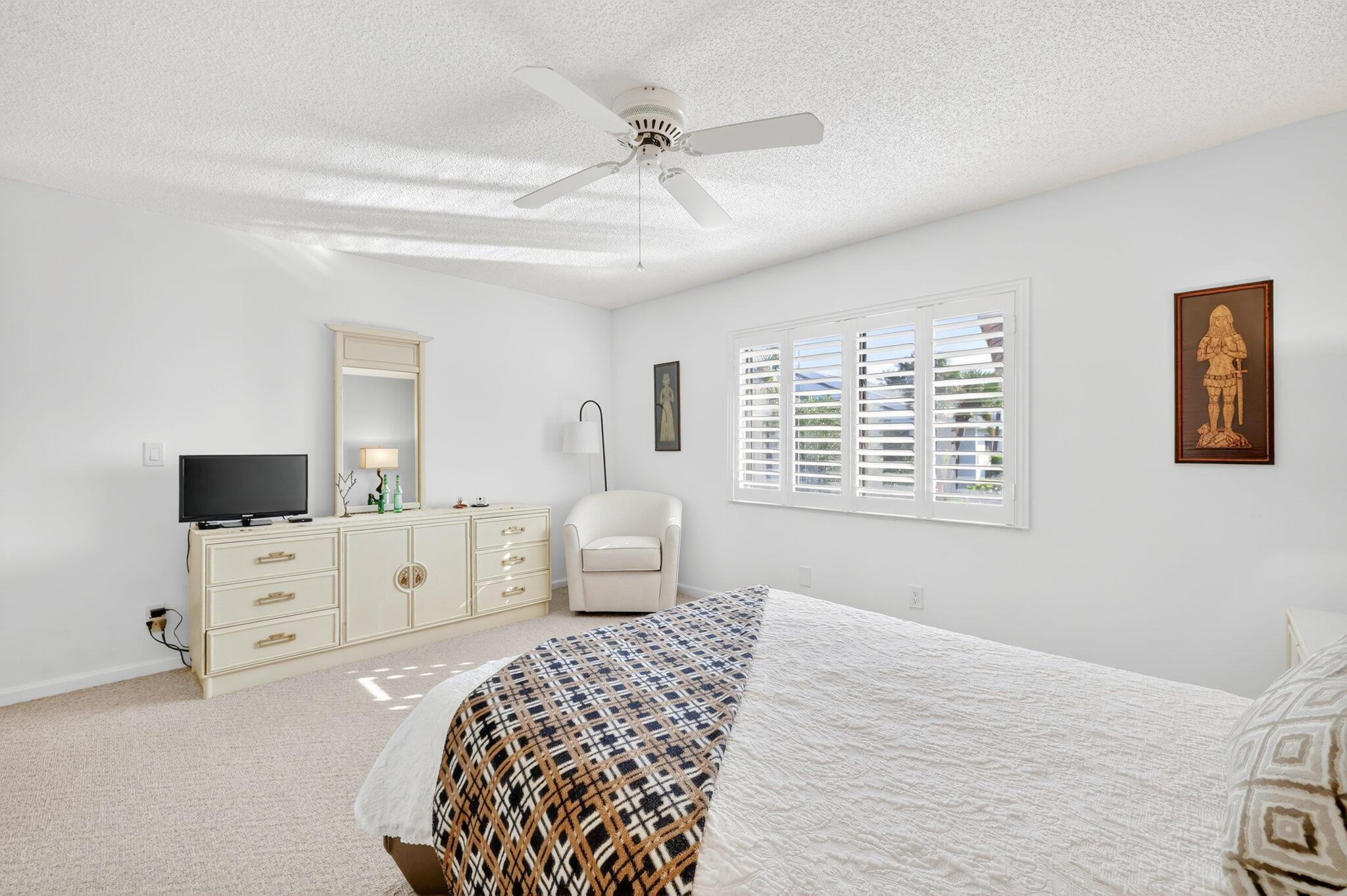OCEAN VILLAGE - Residential