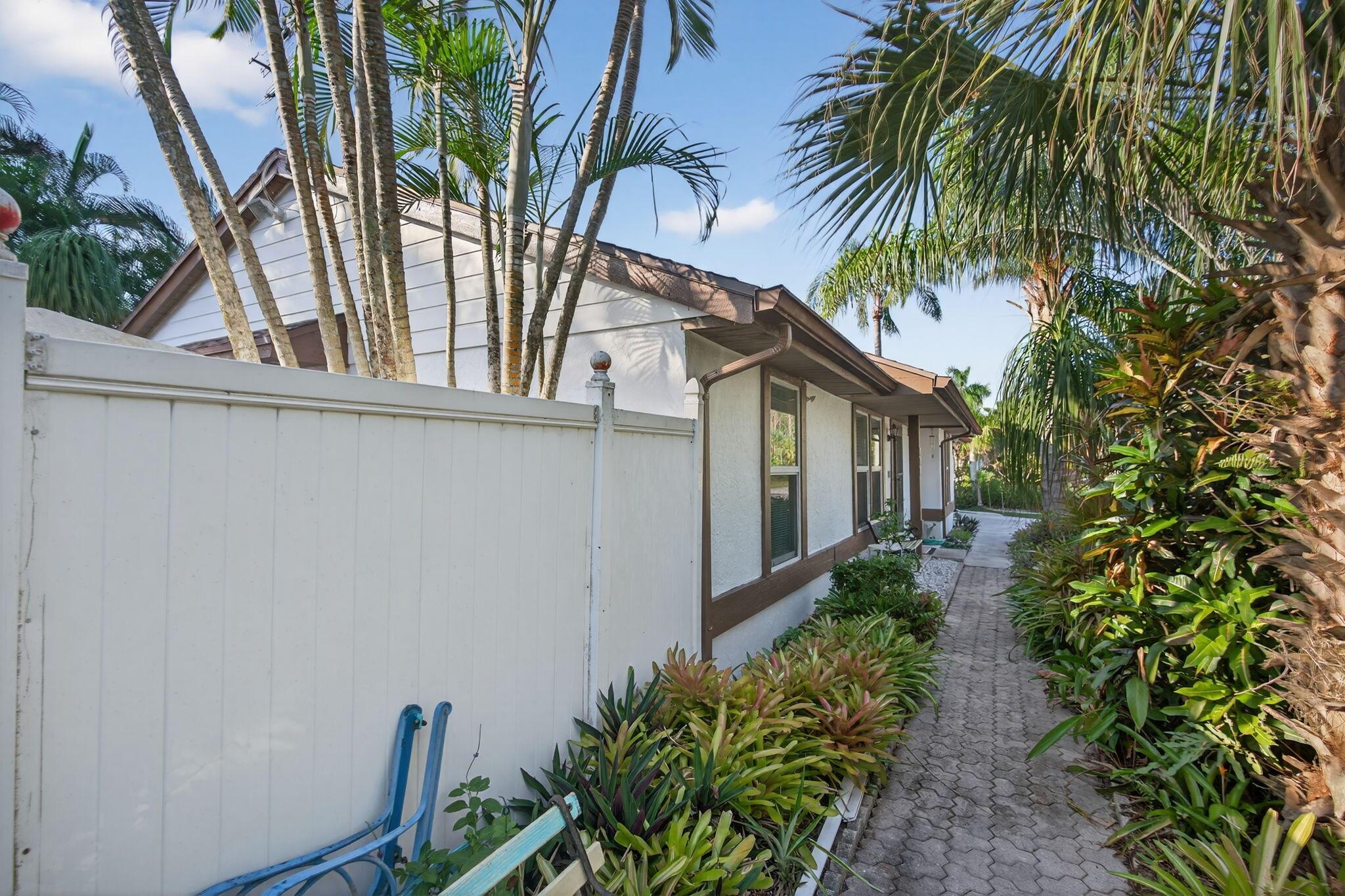 JUPITER RIVER ESTATES ADD - Residential