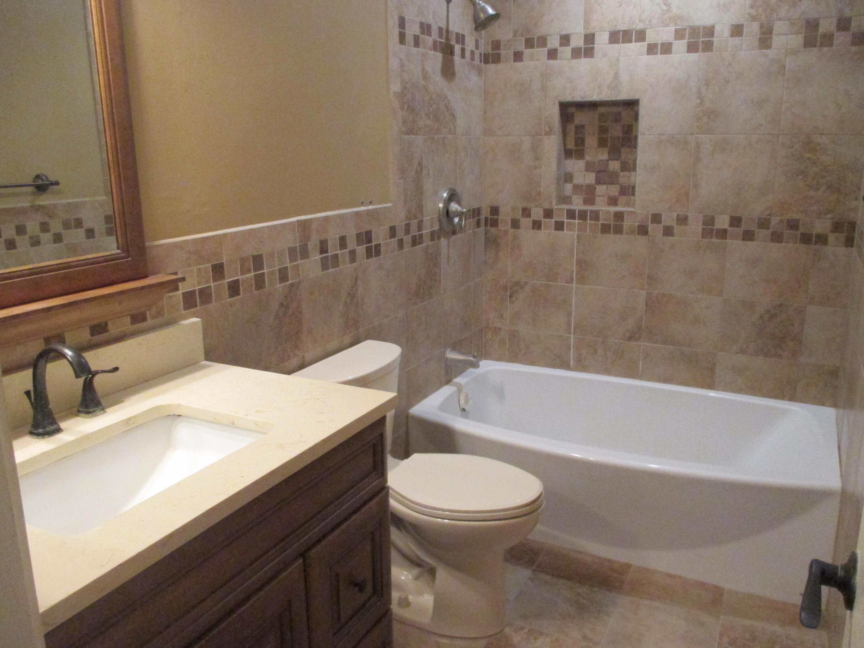 GOLDEN LAKES VILLAGE - Residential