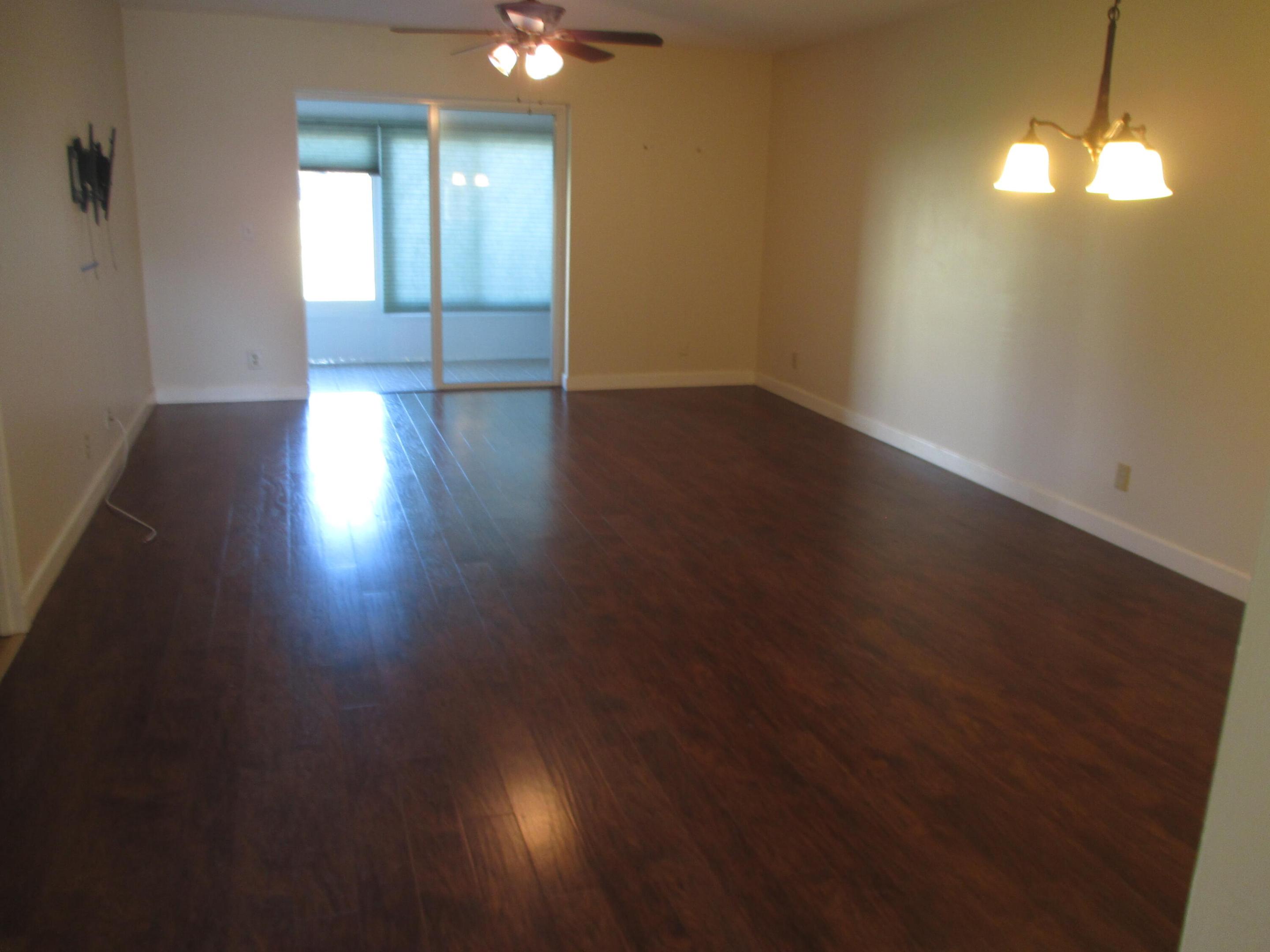 GOLDEN LAKES VILLAGE - Residential