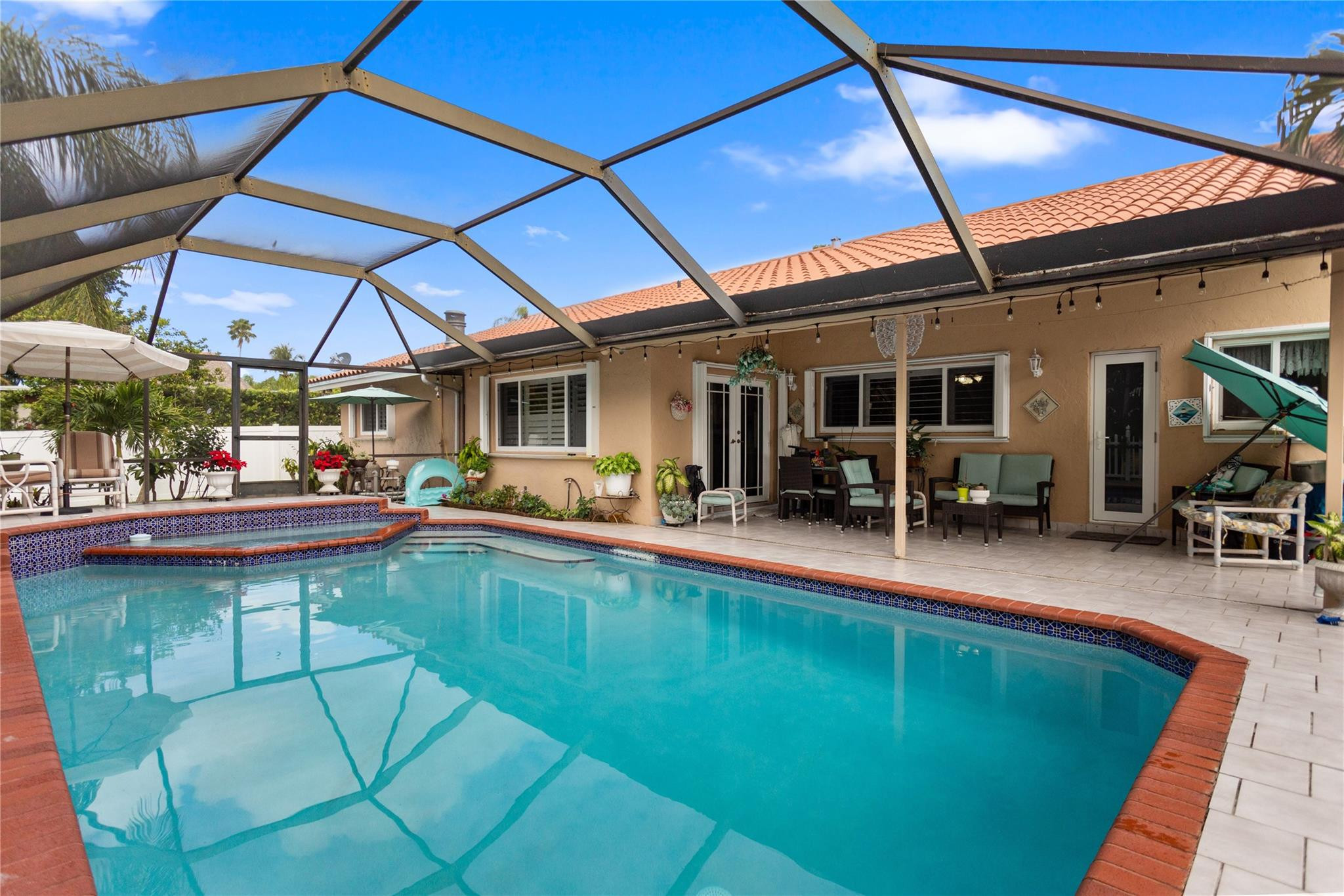 Flamingo Gardens-Tamarind - Residential