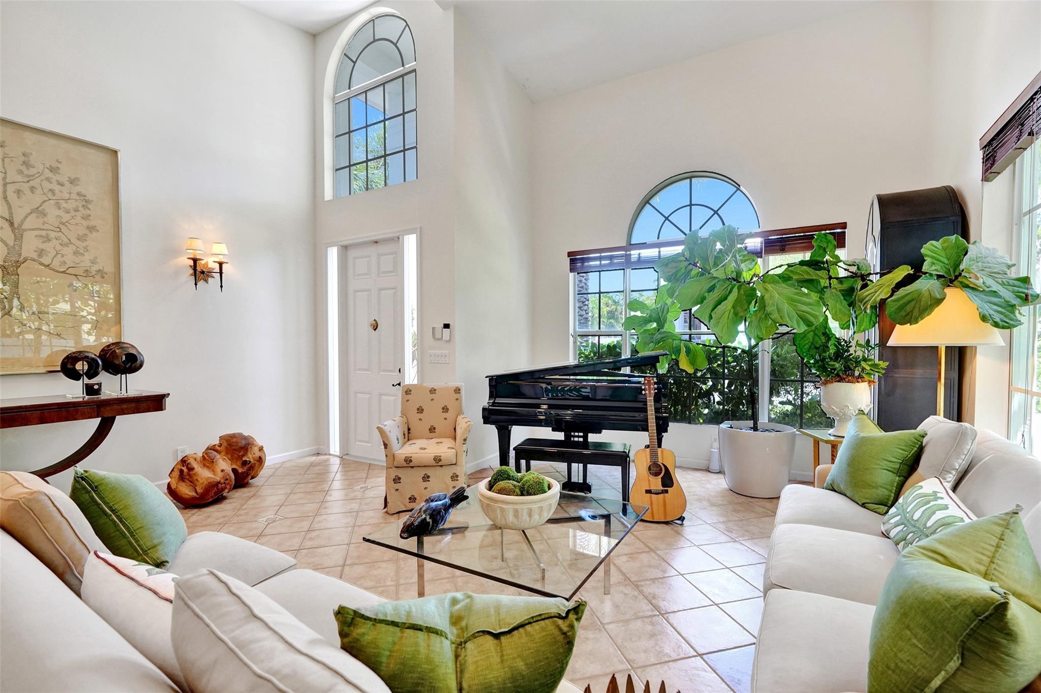 IDLEWYLD 1-19 B - Residential