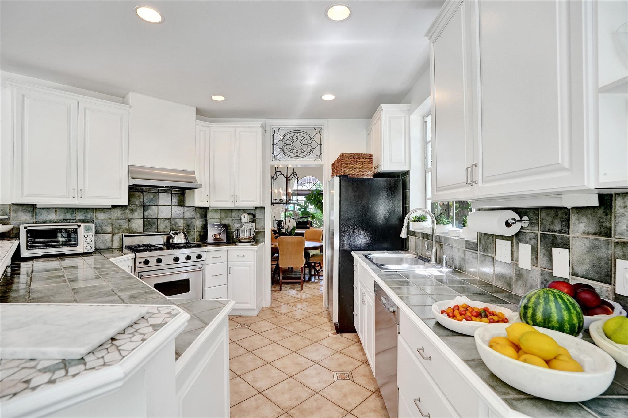 IDLEWYLD 1-19 B - Residential