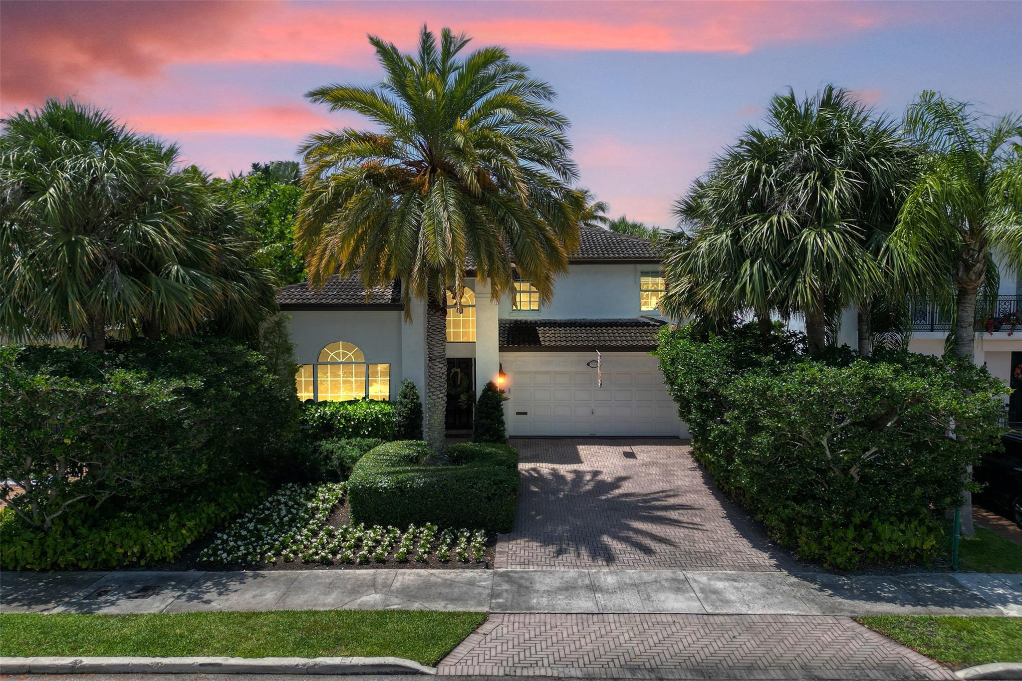 IDLEWYLD 1-19 B - Residential