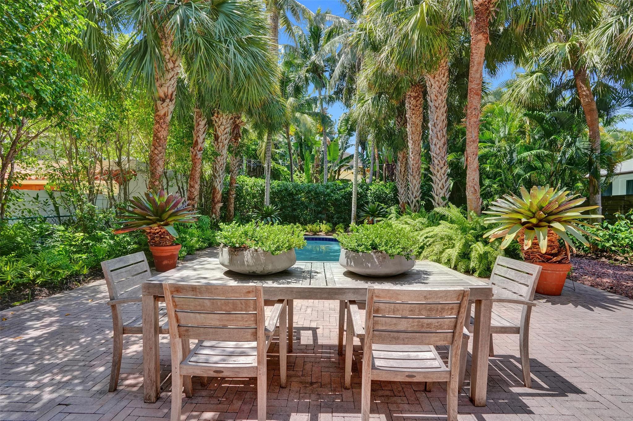 IDLEWYLD 1-19 B - Residential