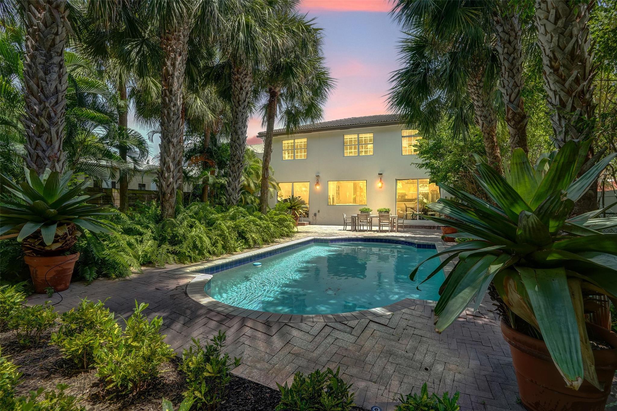 IDLEWYLD 1-19 B - Residential