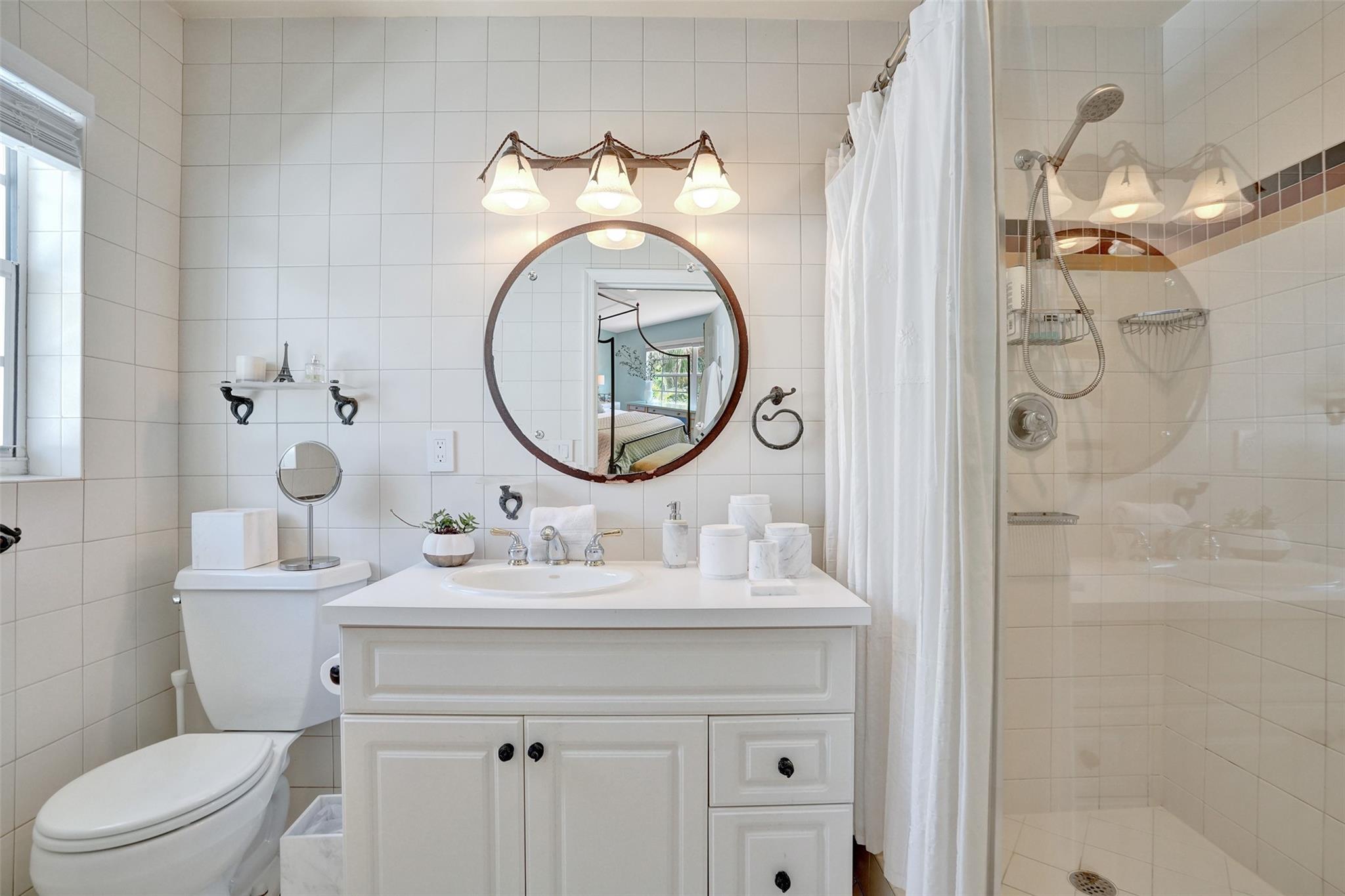 IDLEWYLD 1-19 B - Residential