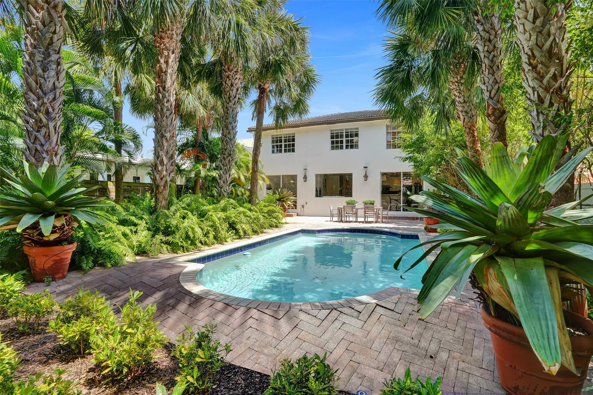 2614 Clematis Place