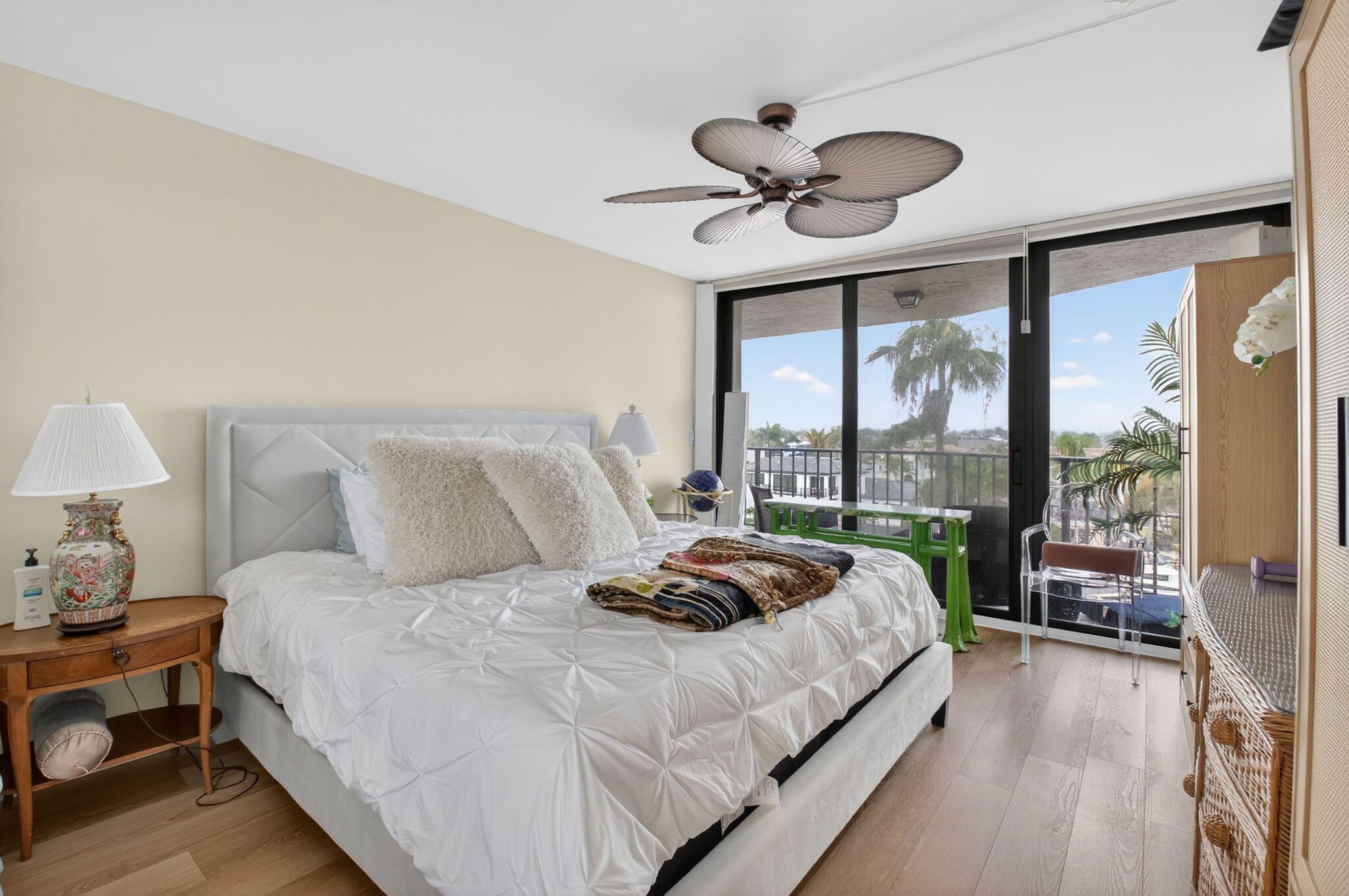 PORTA BELLA EAST - Residential Lease