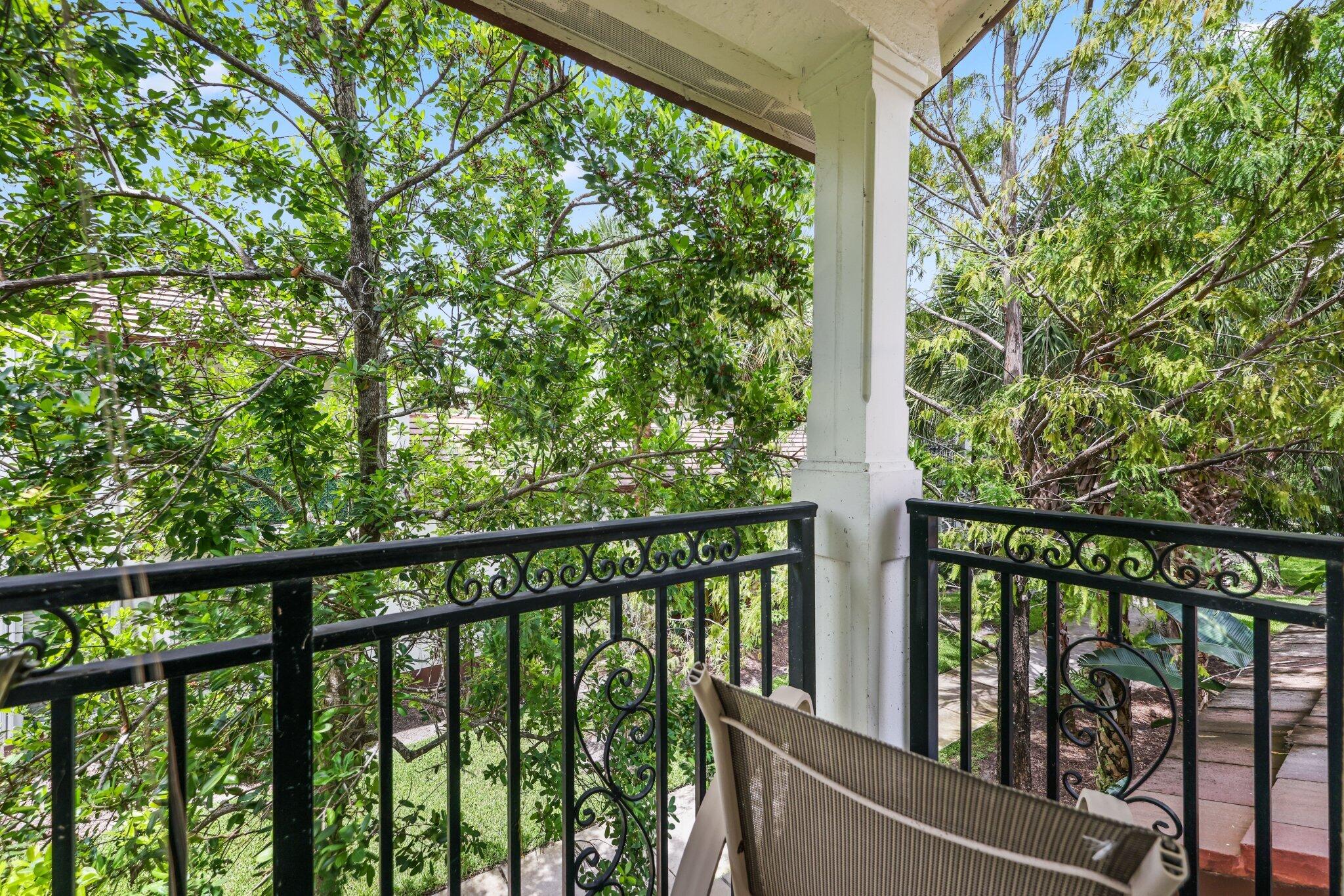 PALOMA LAKES CONDOMINIUM NO 1 - Residential