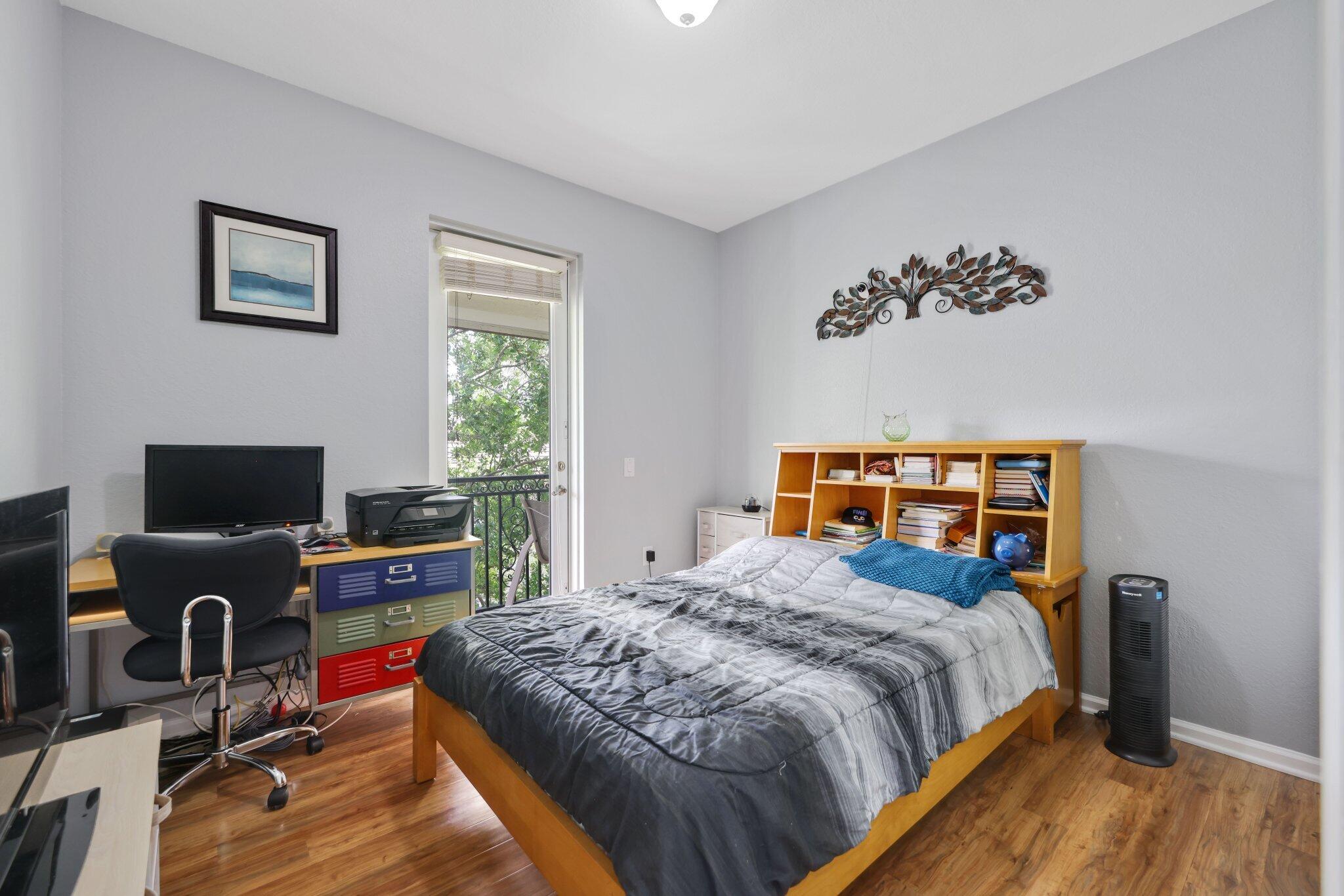 PALOMA LAKES CONDOMINIUM NO 1 - Residential