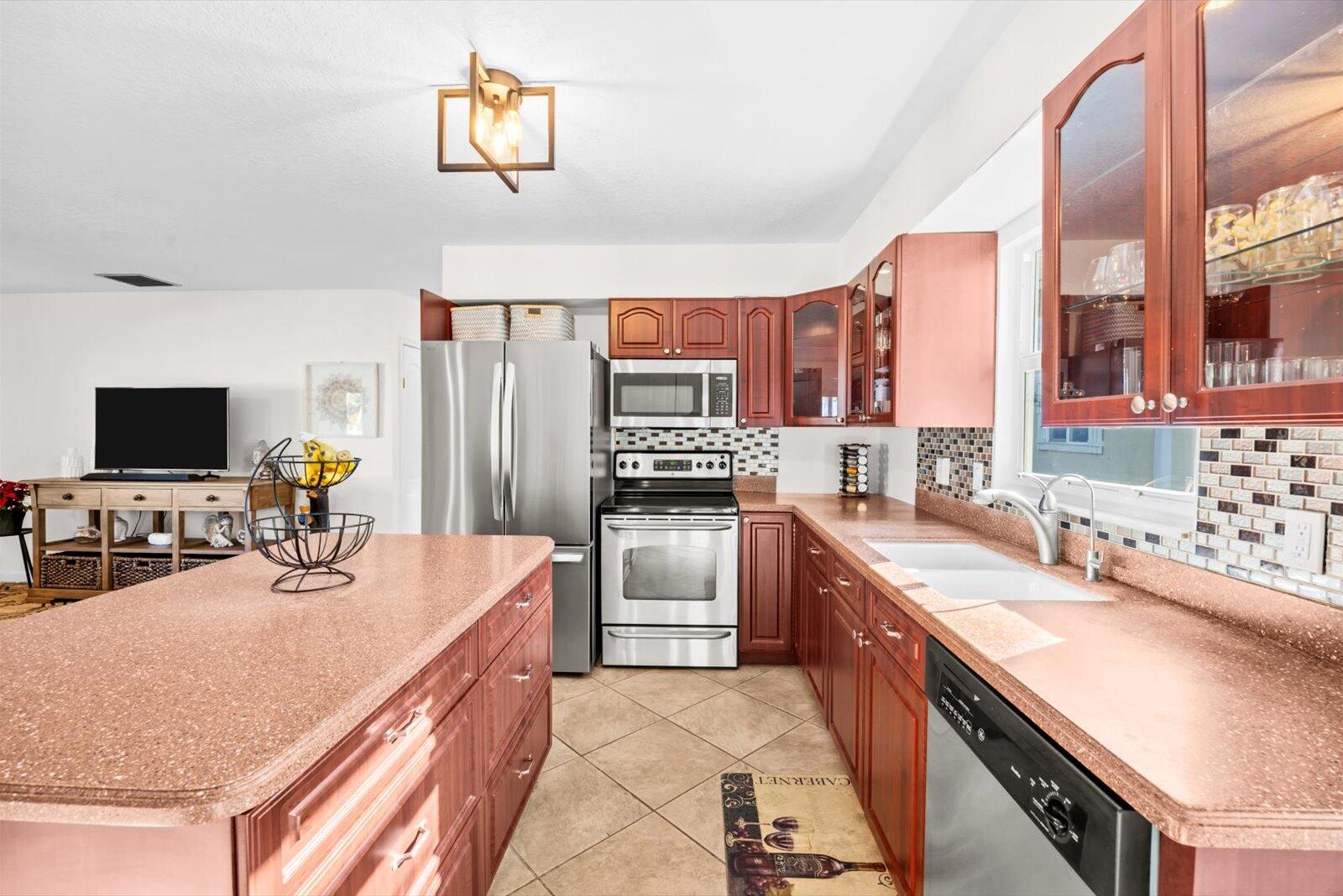 SURFSIDE UNIT 1 SUBDIVISION - Residential Lease