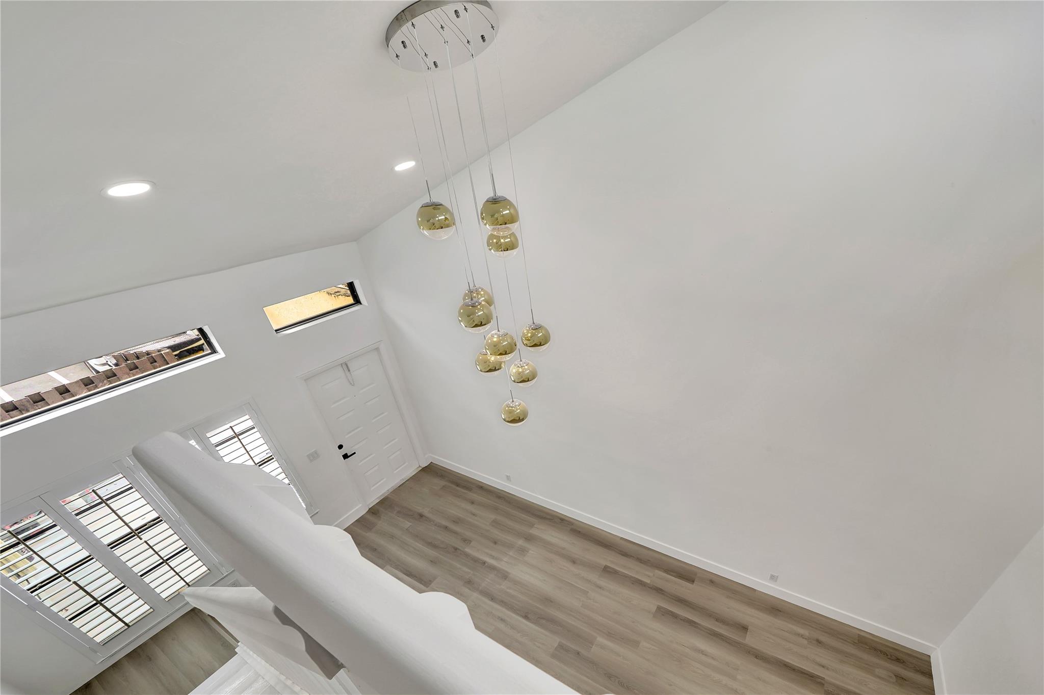 HIGH POINT - Residential