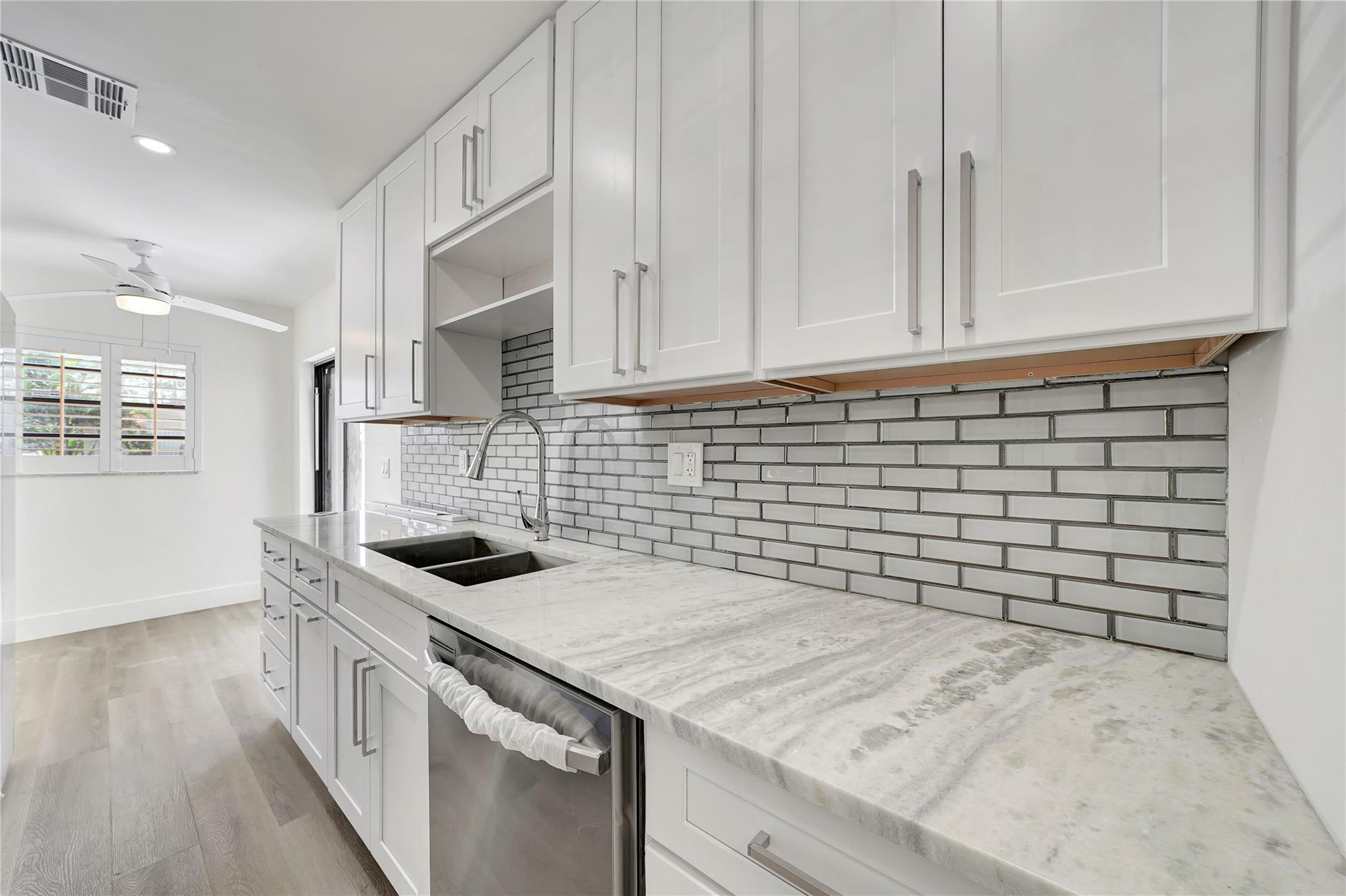HIGH POINT - Residential
