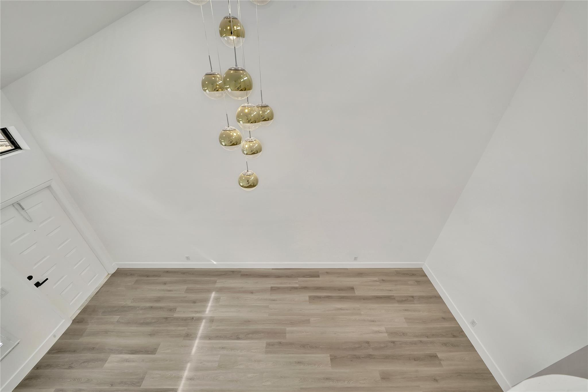 HIGH POINT - Residential