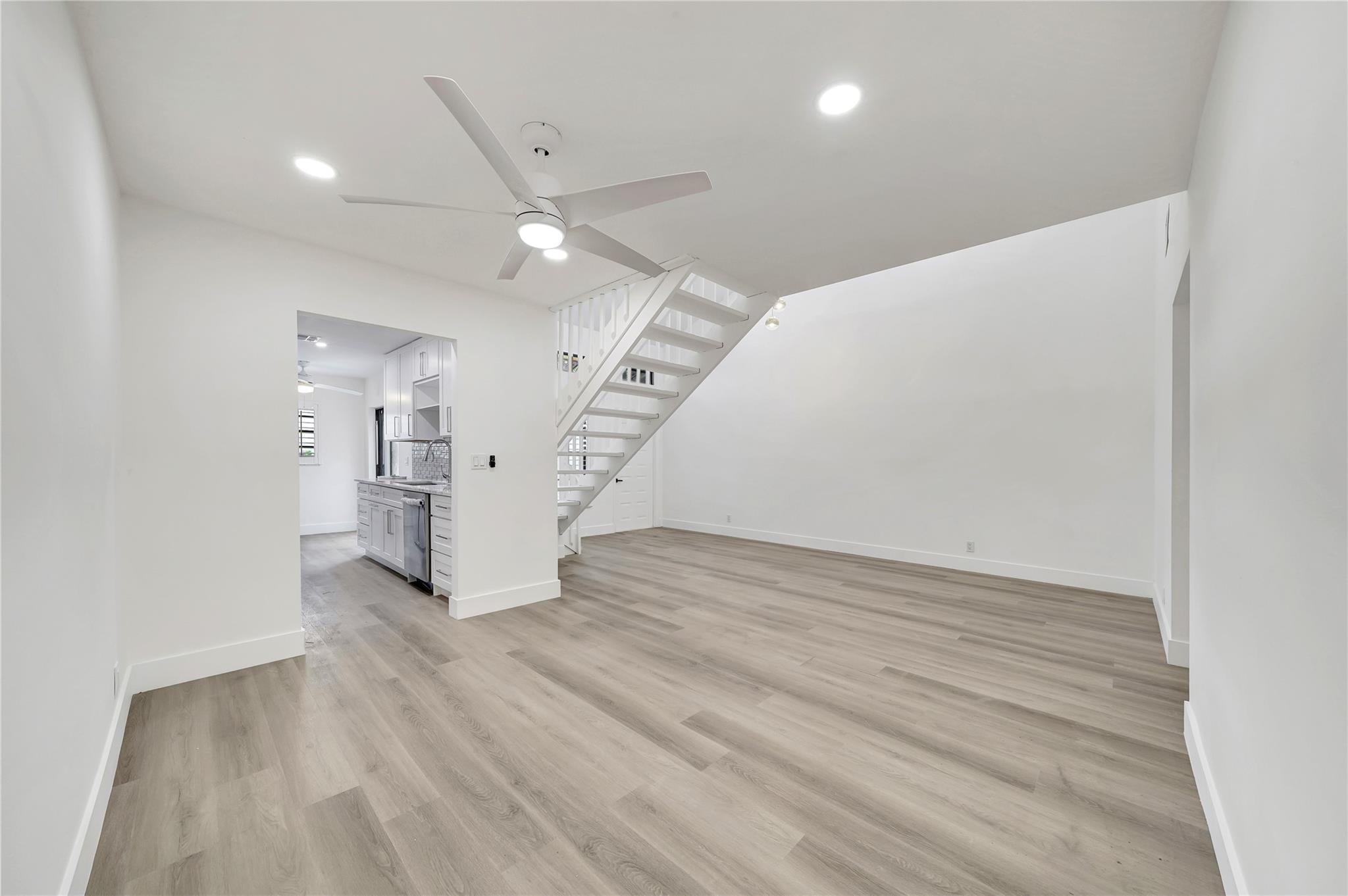 HIGH POINT - Residential