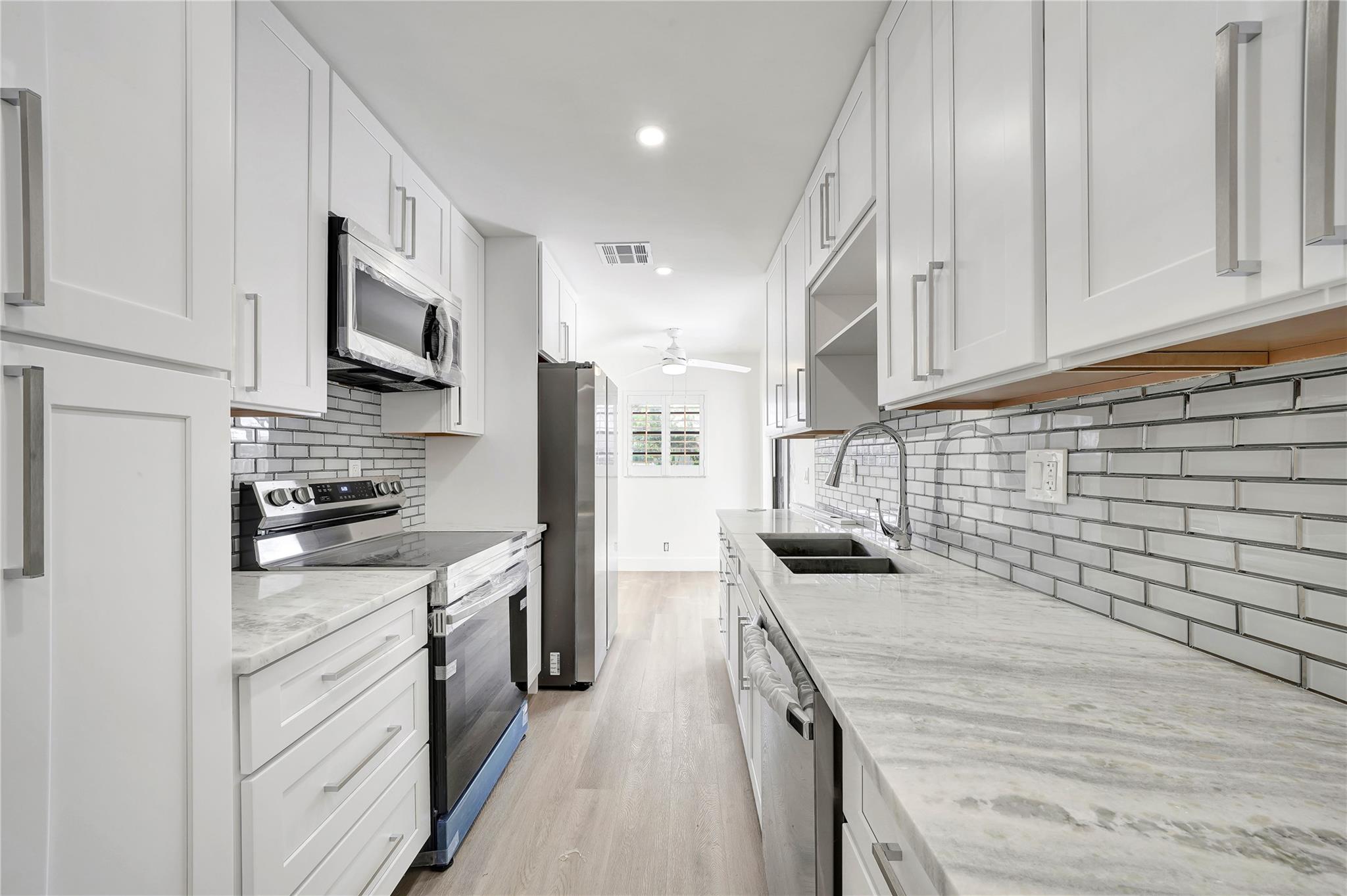 HIGH POINT - Residential