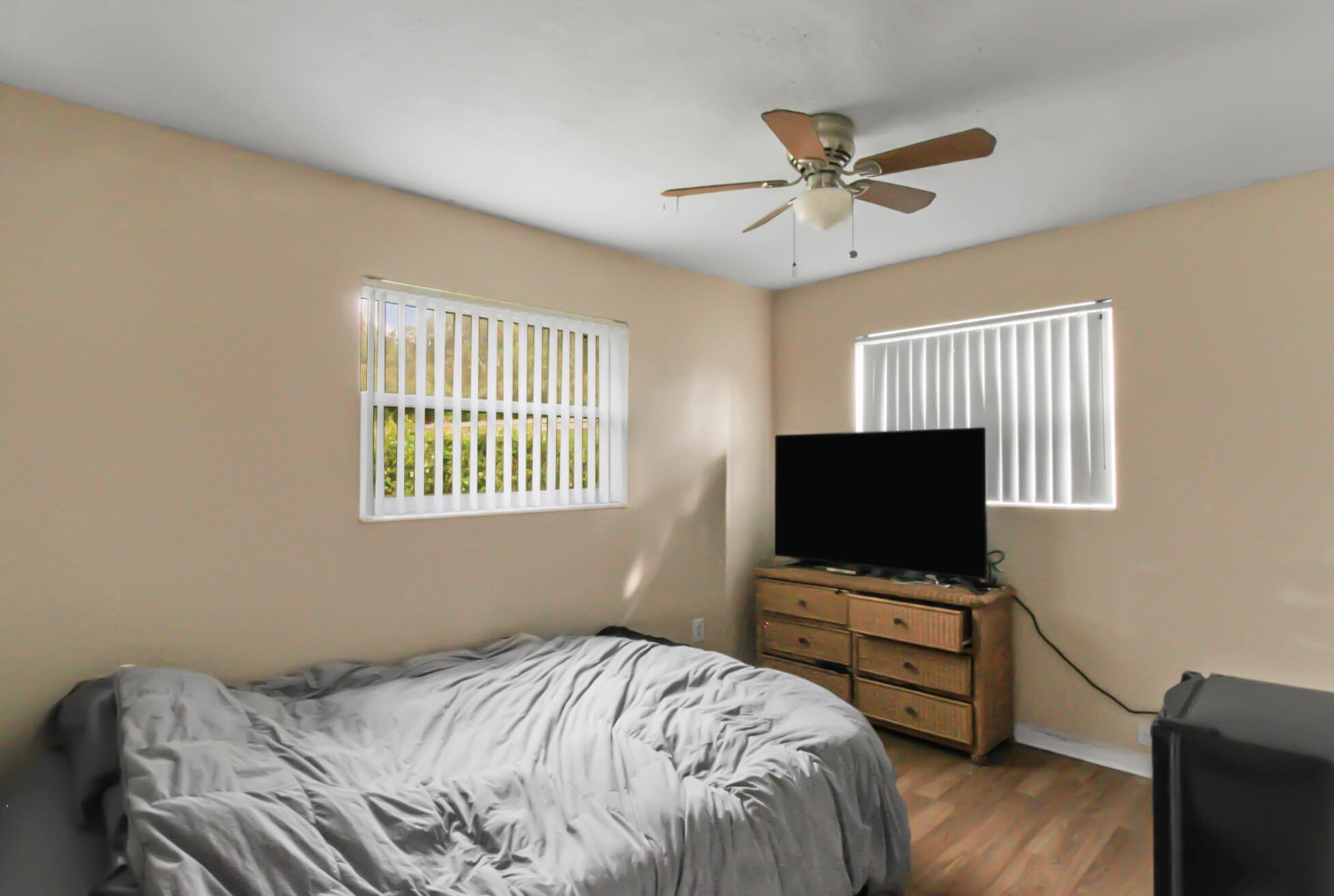 5877 Fair Green Road