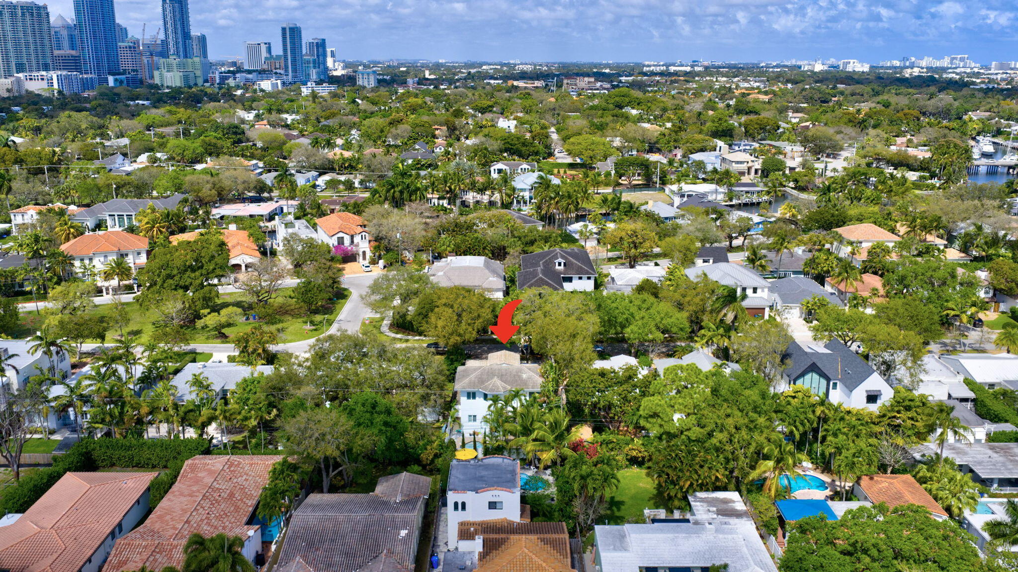 RIO VISTA ISLES - Residential