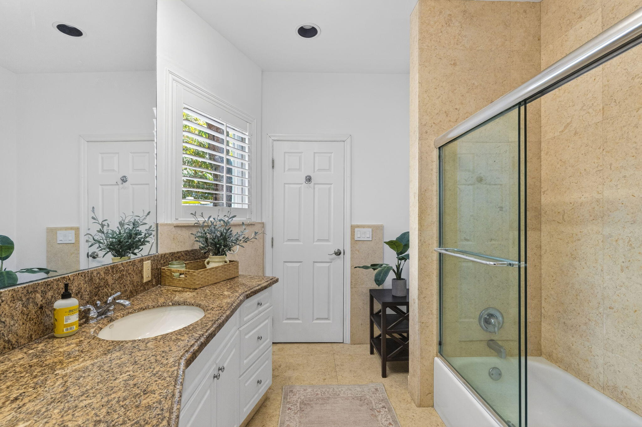 RIO VISTA ISLES - Residential