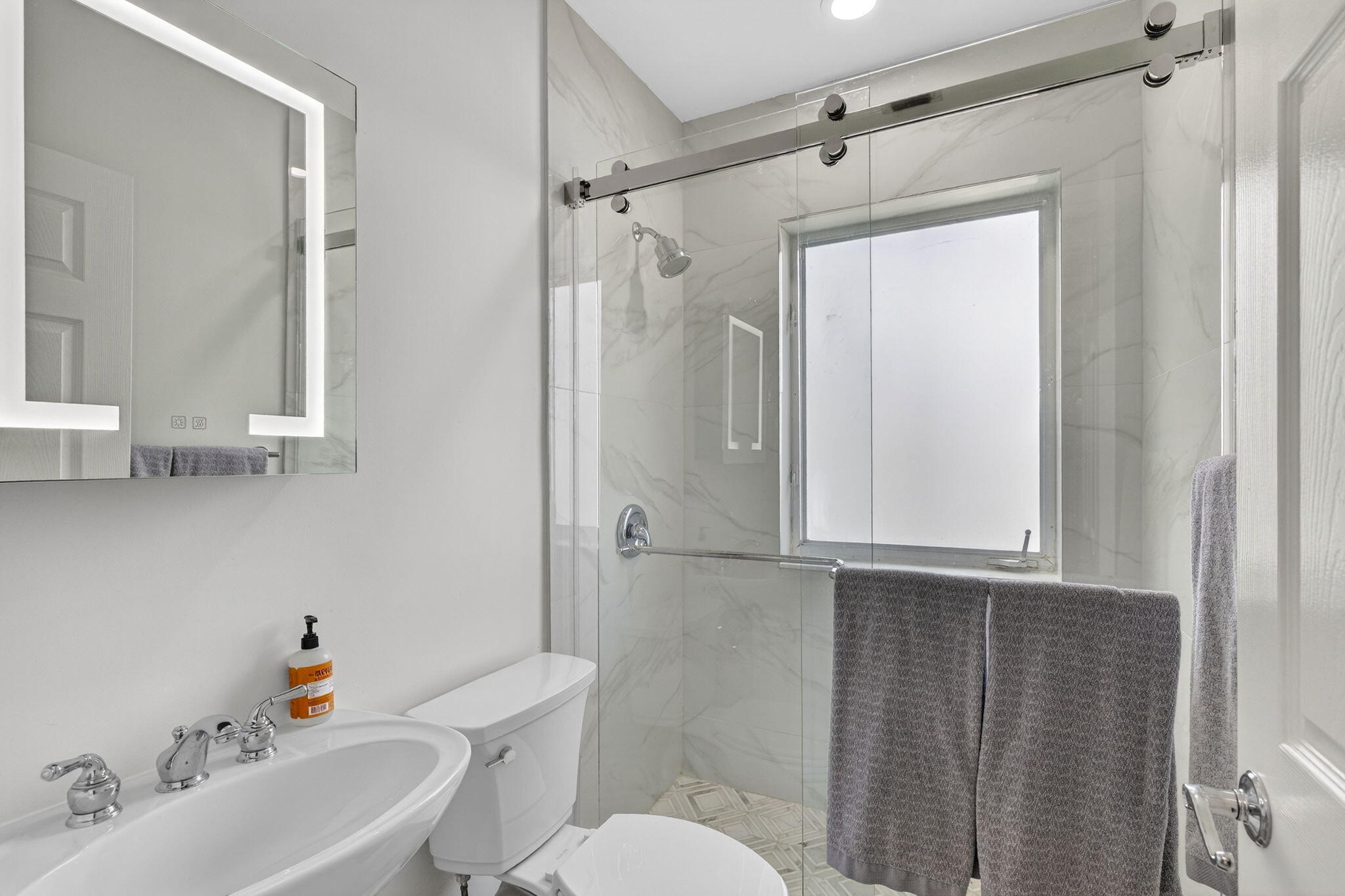 RIO VISTA ISLES - Residential