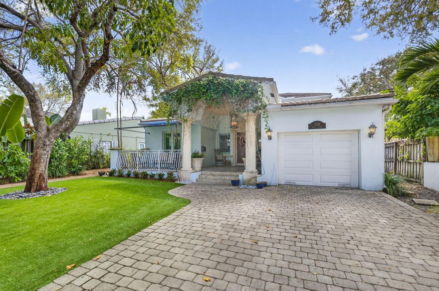 Gorgeous Rio Vista Residence! This coveted location and property offers an expansive front porch, Travertine floors, inviting Foyer and spacious Living and Dining areas. Intricate design touches with French Doors, Trey Ceilings. The newly remodeled Kitchen with quartz counters, stainless appliances, storage is a chef's dream and open to conversation areas.  Downstairs 3 bedrooms with roomy closets, Jack and Jill bathroom and Laundry room. Primary luxury suite upstairs offers private balcony, His and Hers walk in closets, new spa bath with soaking tub, separate oversized glass shower. The backyard retreat with beautiful pool and covered lanai are perfect for hours of enjoyment. Freshly painted interior, Low maintenance turf lawn and yardscape. Located on desirable street across from park.