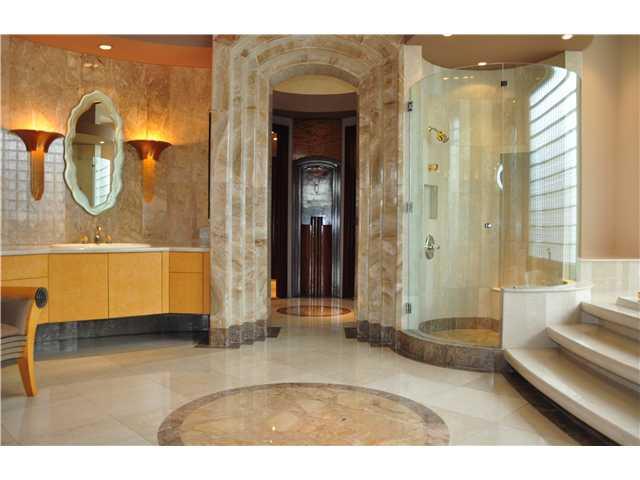 ISLA BAHIA 47-27 B - Residential