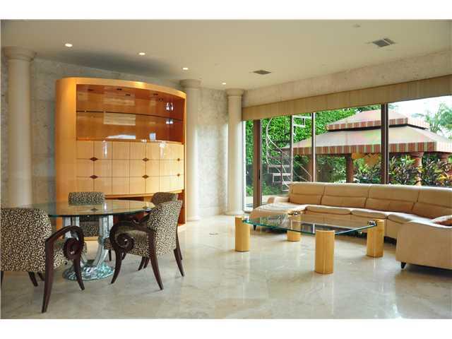 ISLA BAHIA 47-27 B - Residential