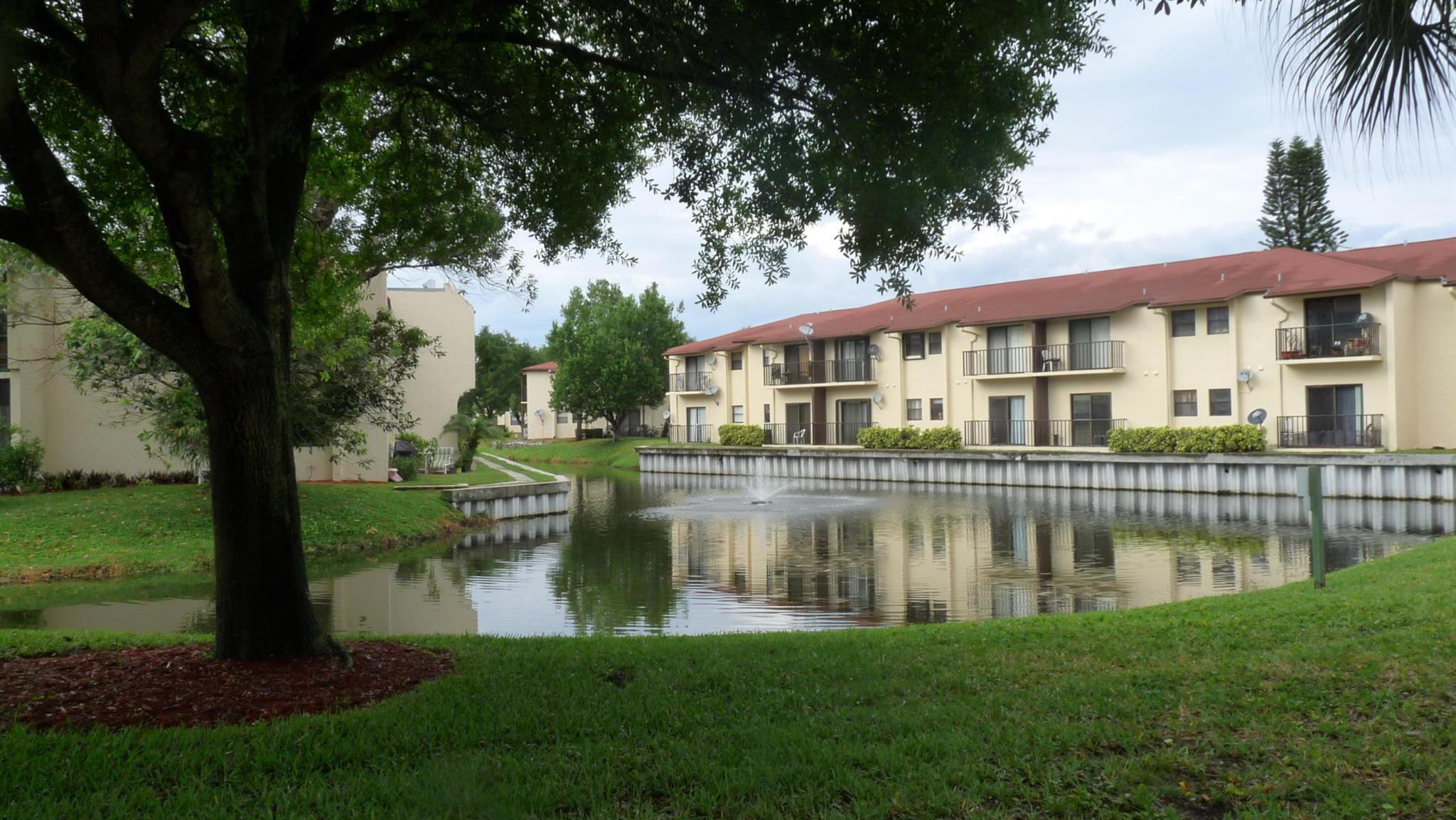 All Ages, Partially Furnished. 2nd Floor 1/1 with a large Master Bedroom, include a nice walk in closet Size 10'x6' and Bathroom with Jacuzzi. No age restriction in this beautiful gated community. Located close to Shopping, Restarurantas and Highways. Community feature Pool and Club House with a Gym and activity for your convenience. 7 minutes to the beach and walking to Publix Supermarket and to Downtown Restaurants.
