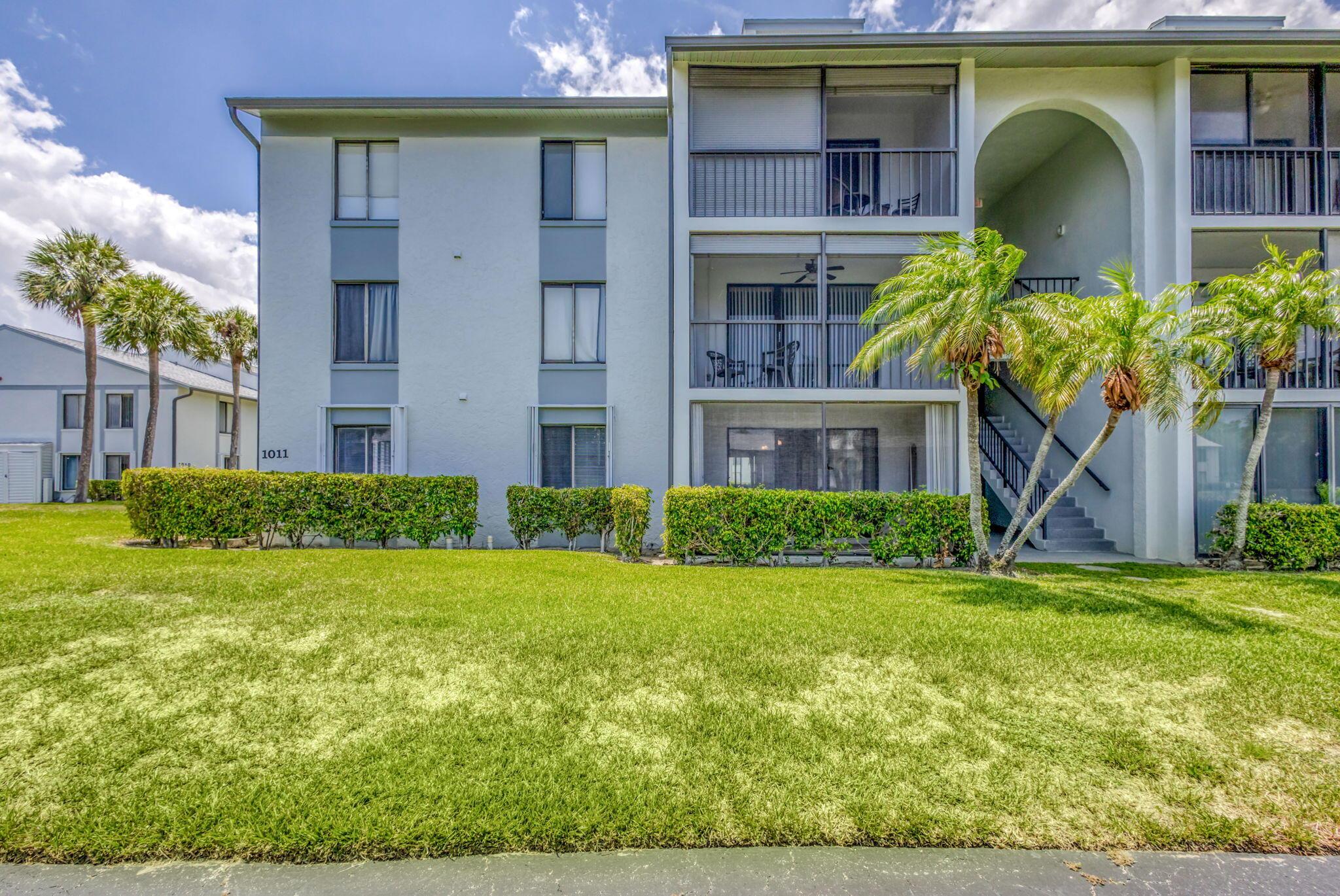1011 Green Pine Boulevard G1