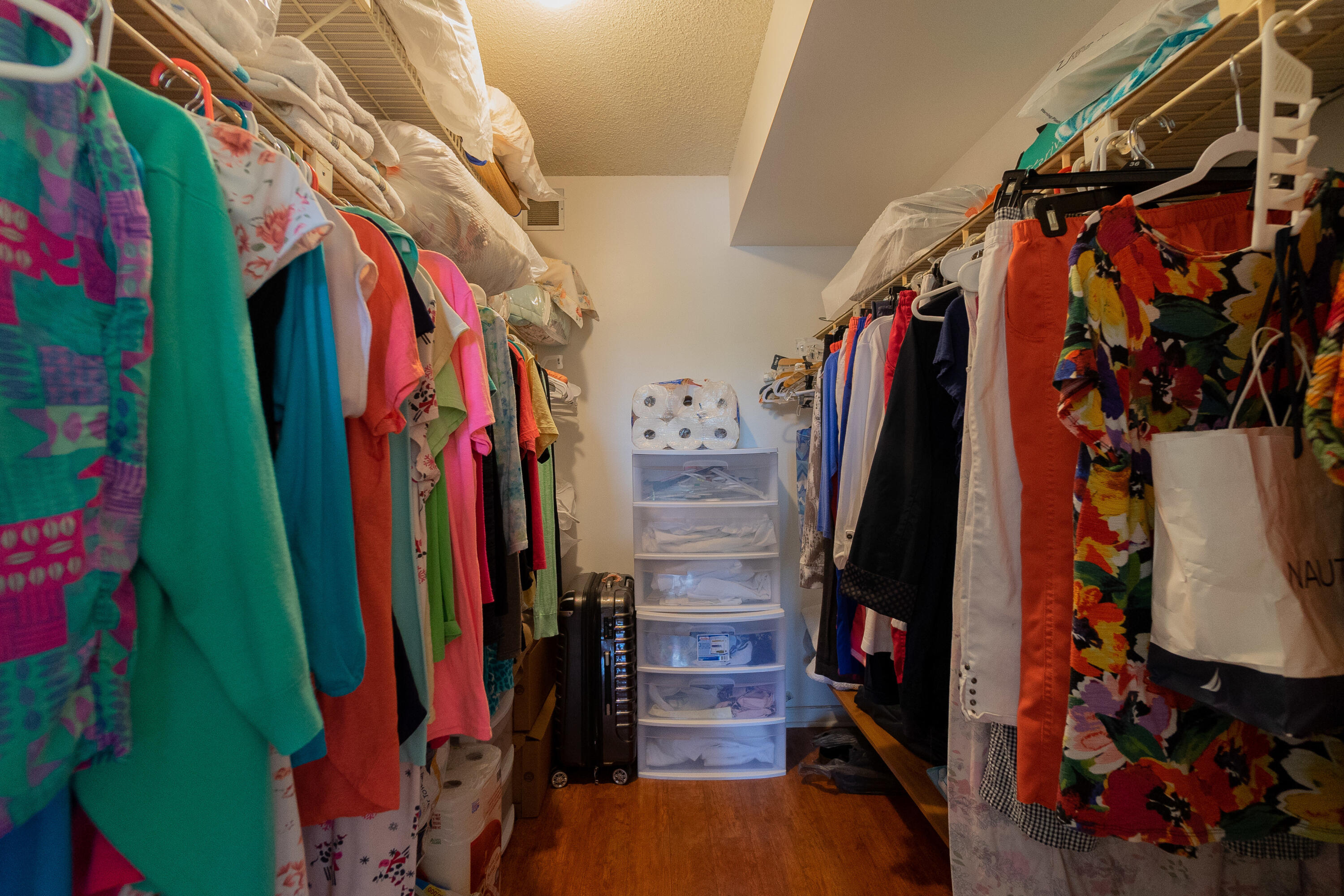 SEAGATE OF GULFSTREAM COND - Residential Lease