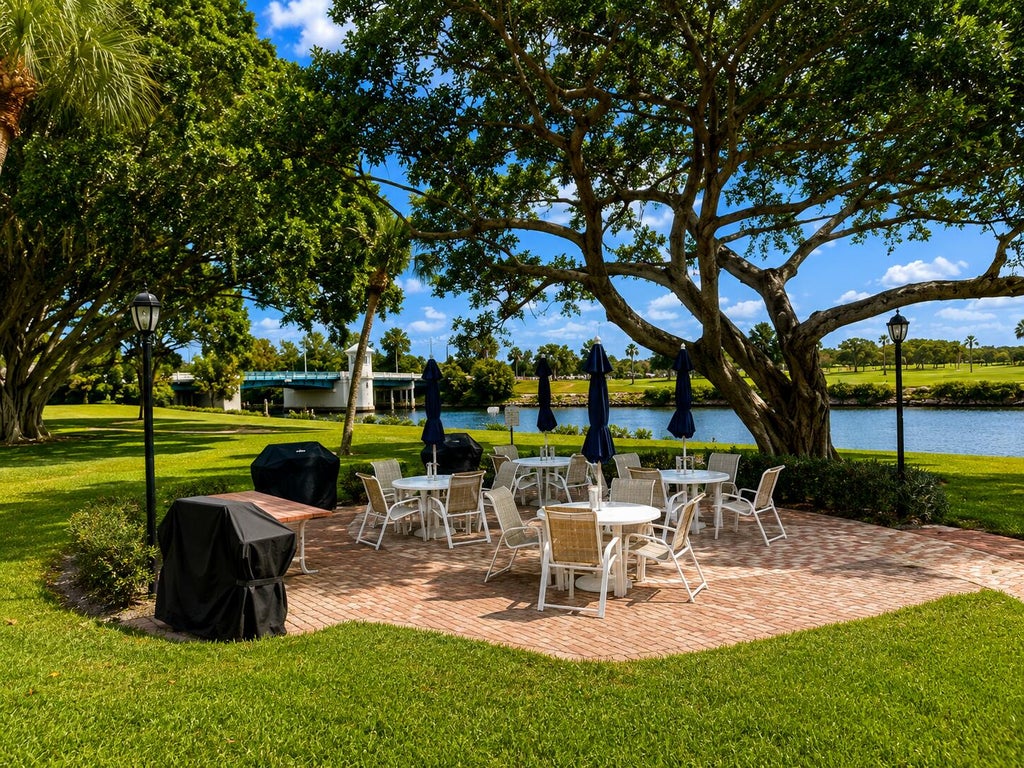 Photo of 308 Golfview Road #405, North Palm Beach, FL 33408 (MLS # B26069805)
