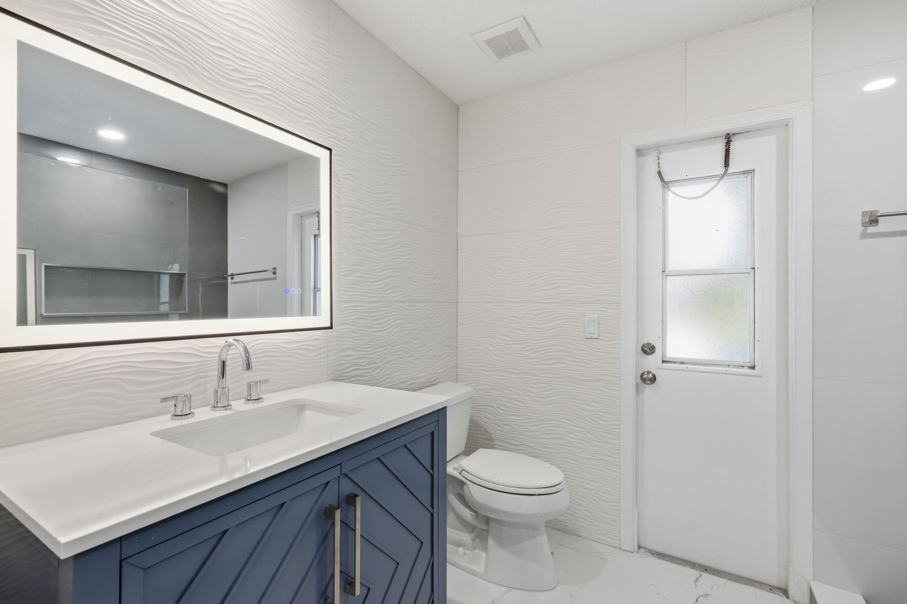 CRESTWOOD UNIT 1 PL 1 - Residential Lease