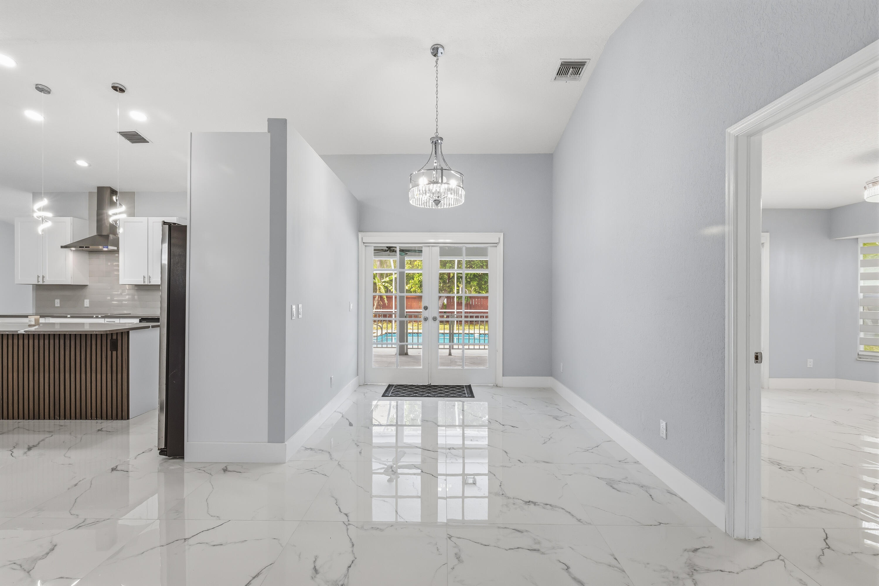 CRESTWOOD UNIT 1 PL 1 - Residential Lease