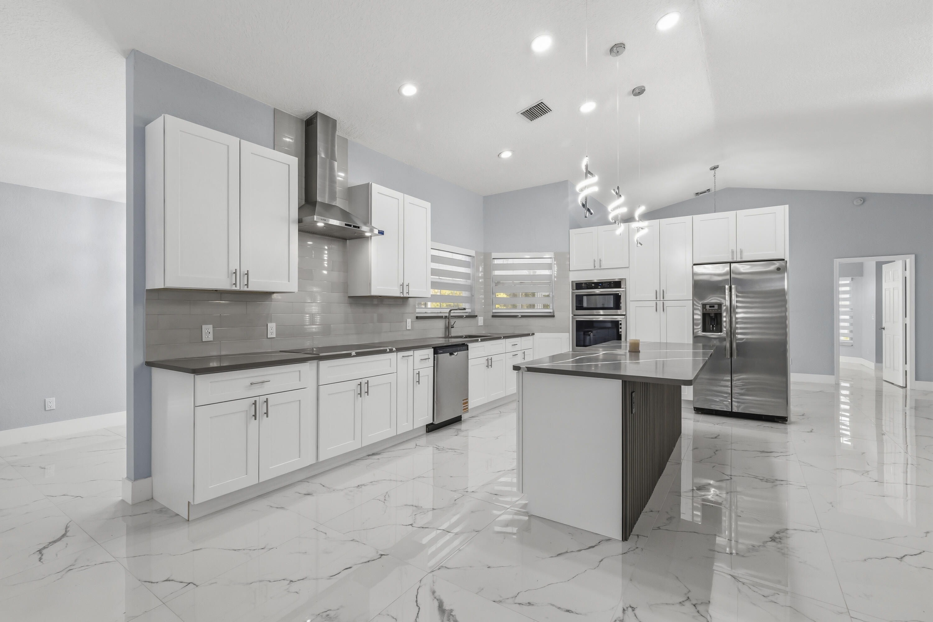 CRESTWOOD UNIT 1 PL 1 - Residential Lease