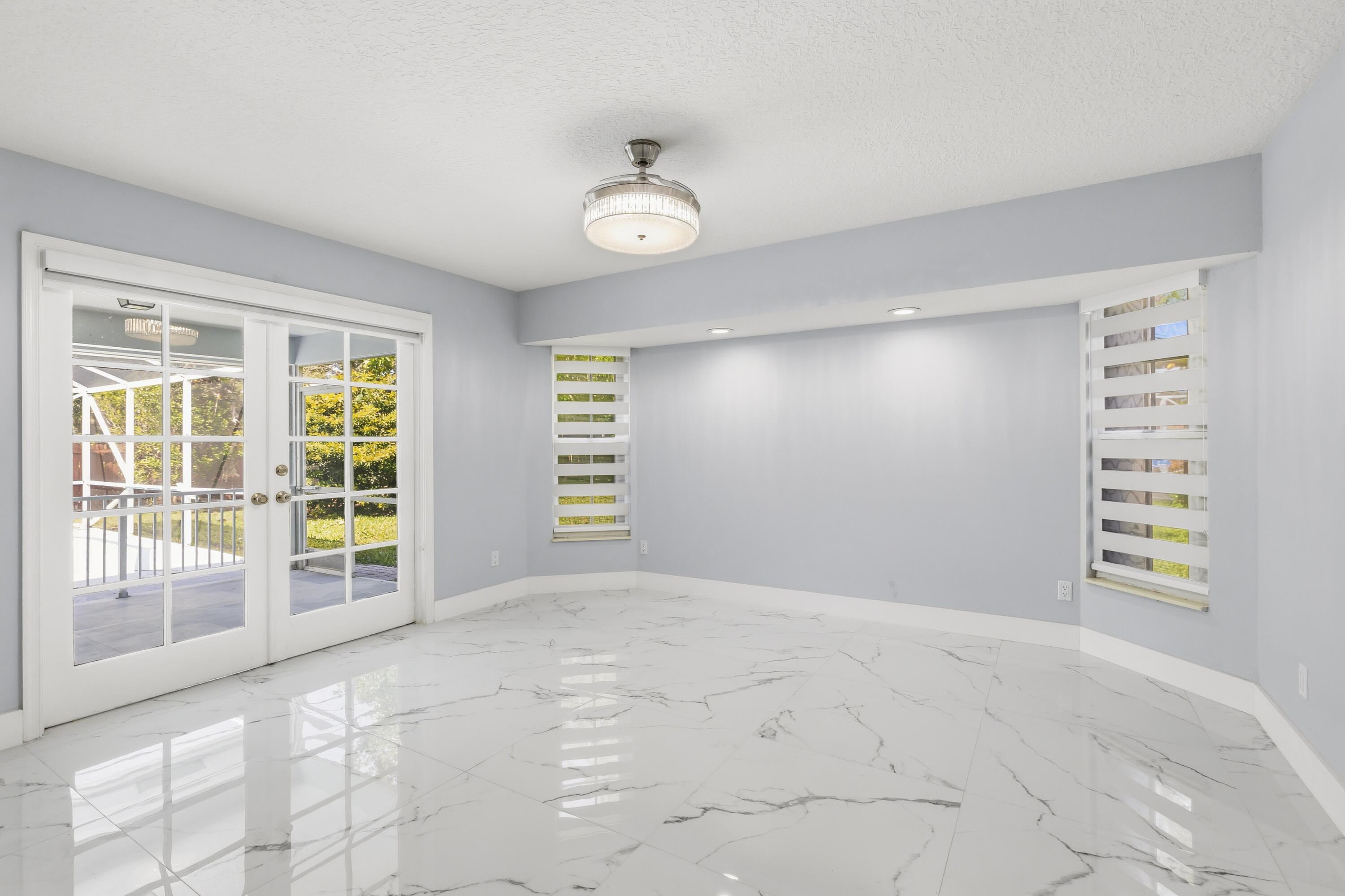 CRESTWOOD UNIT 1 PL 1 - Residential Lease