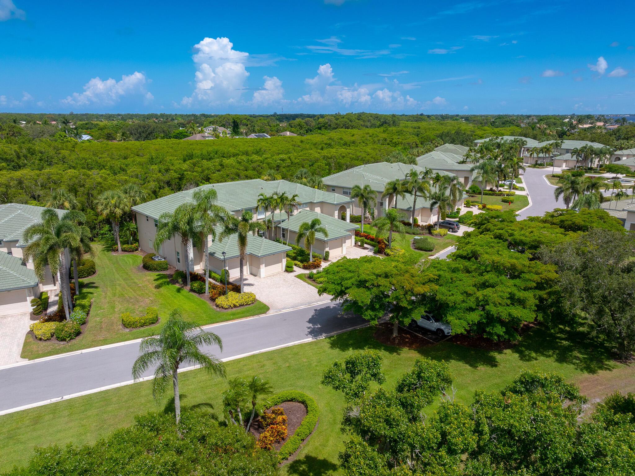 1573 SE Prestwick Lane 3, Port St Lucie, FL, 34952/$345,000 4 1573 SE Prestwick Lane 3
