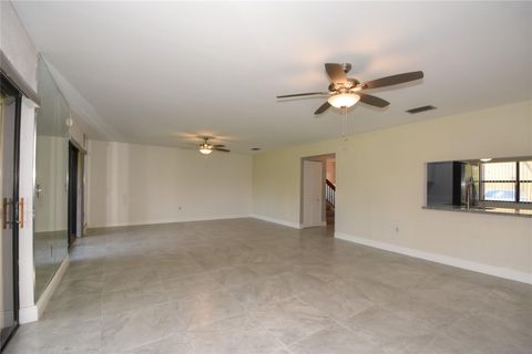 Condominium in Tamarac FL 5467 Gate Lake Rd Rd 19.jpg