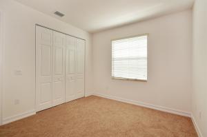 CANYON TRAILS - Residential