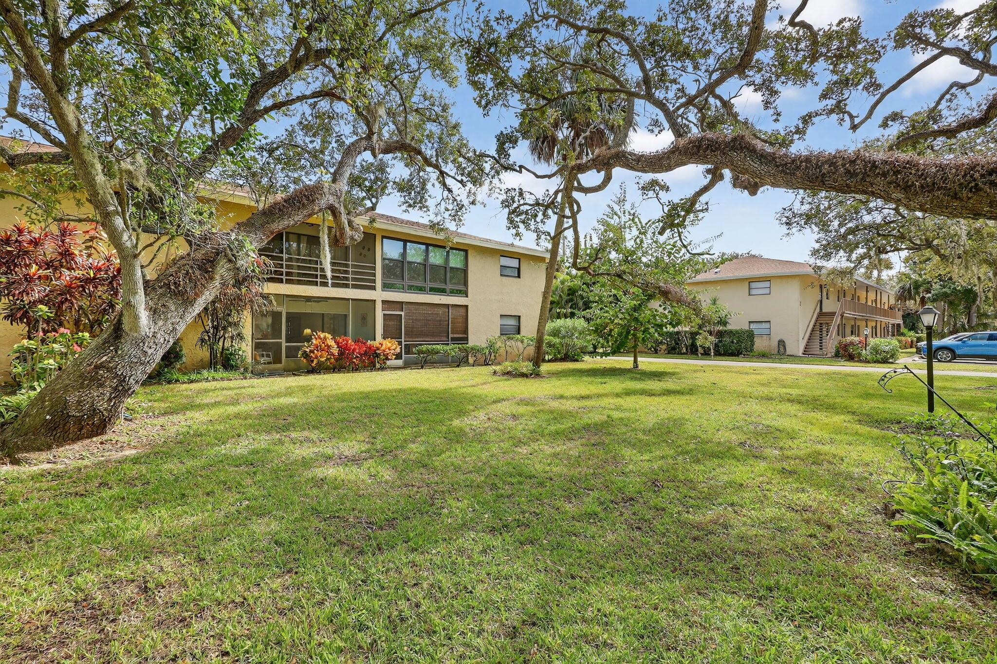 Oak Park Terrace - Residential