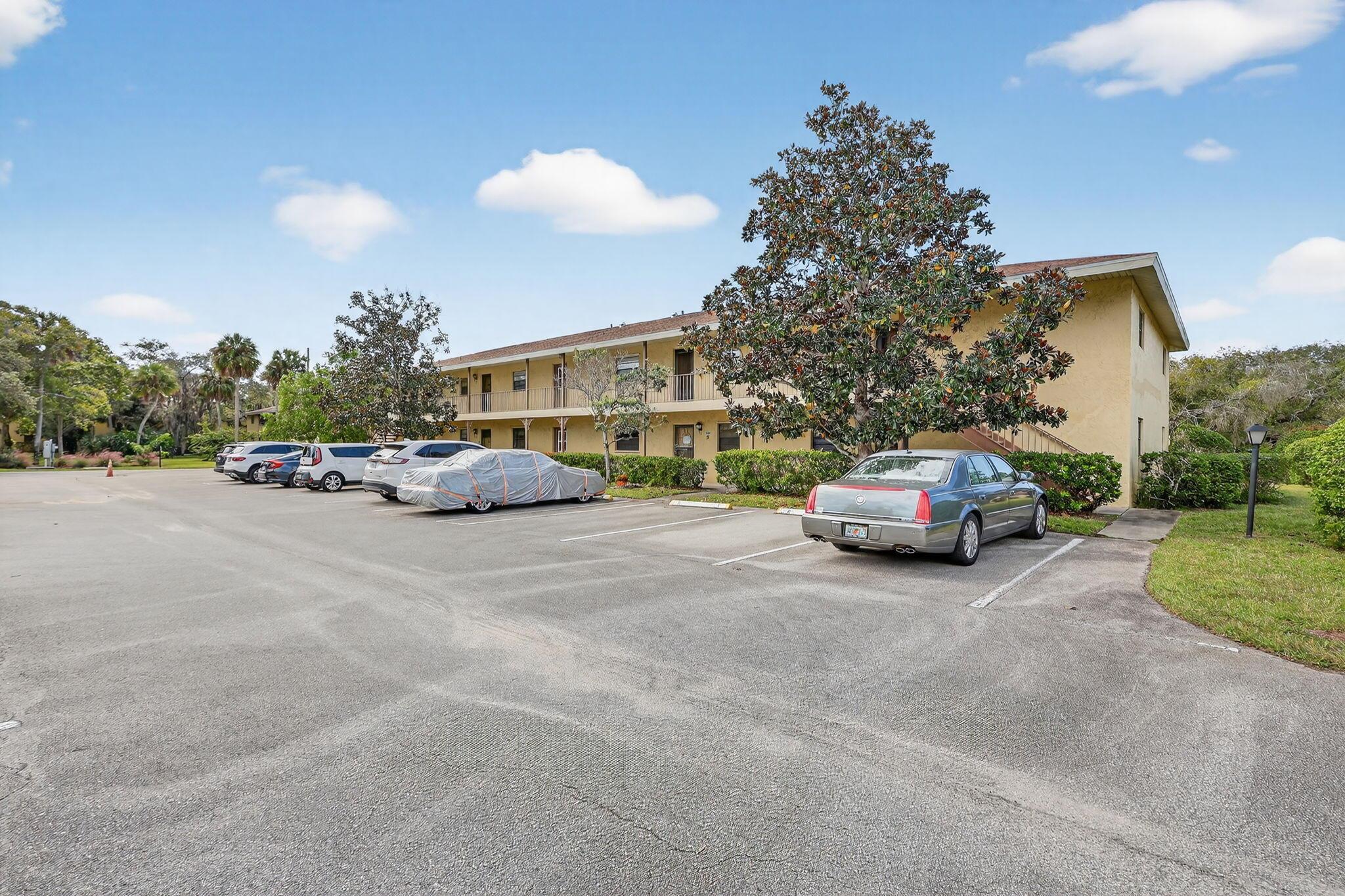 Oak Park Terrace - Residential