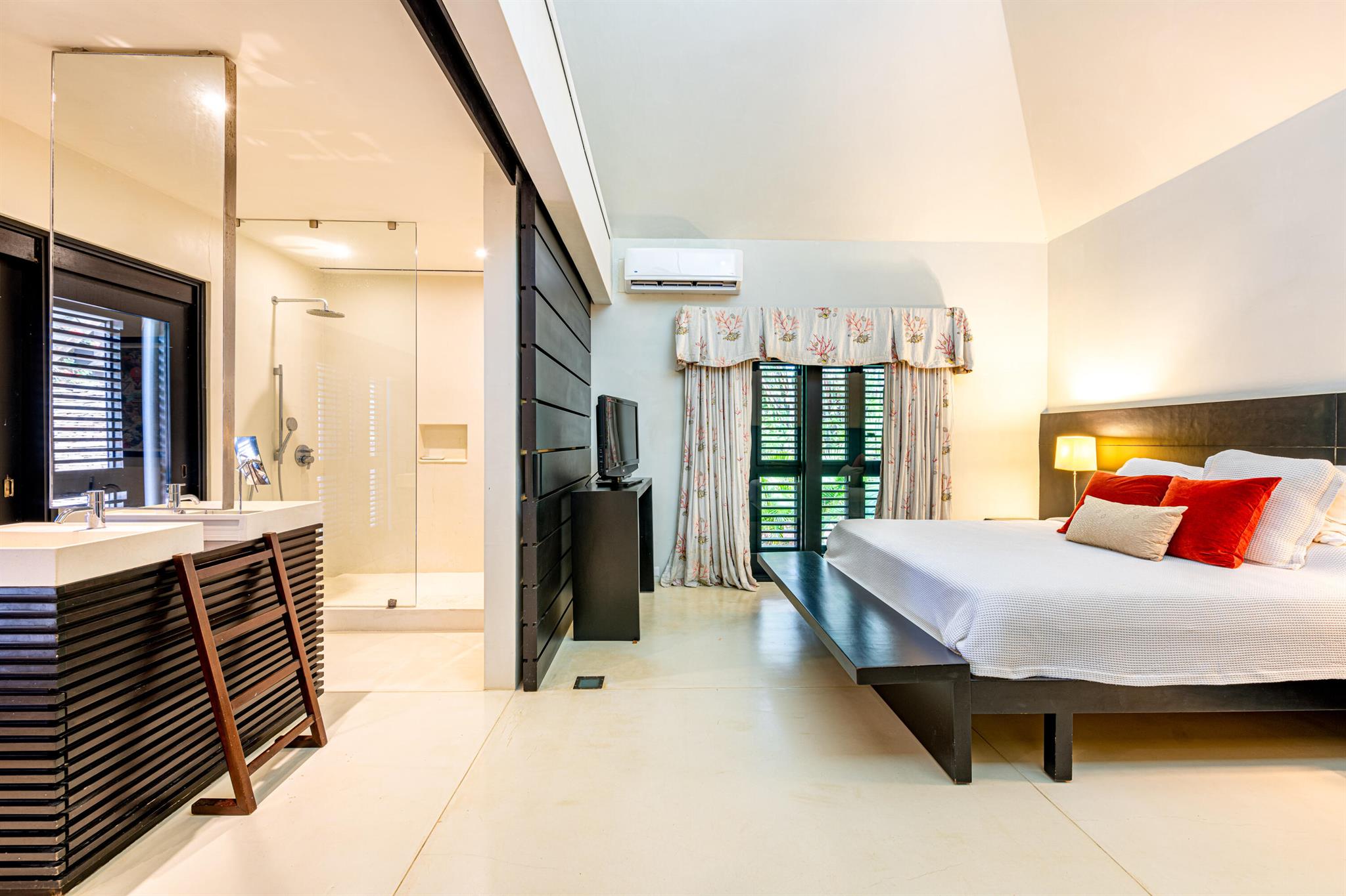 Riomar, Casa de Campo, Do - Residential