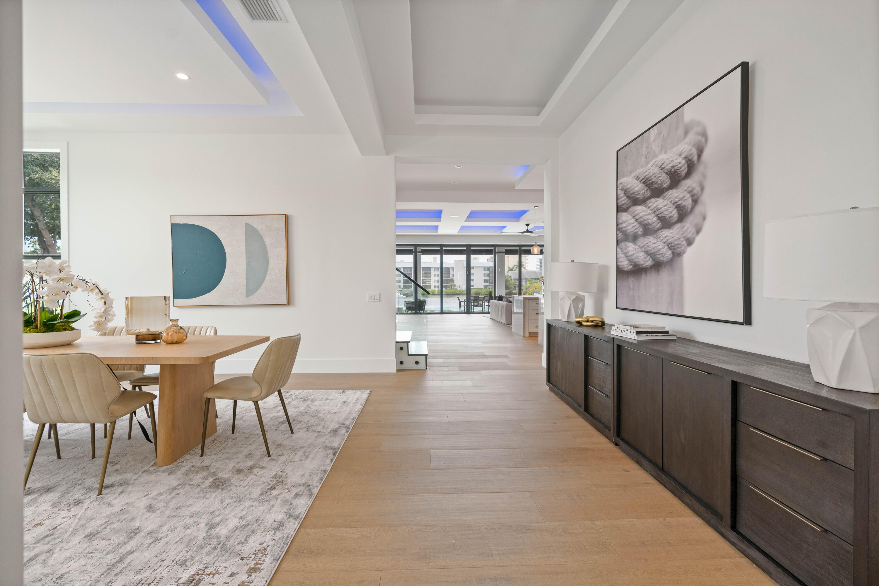 LAKE SHORES LANTANA - Residential