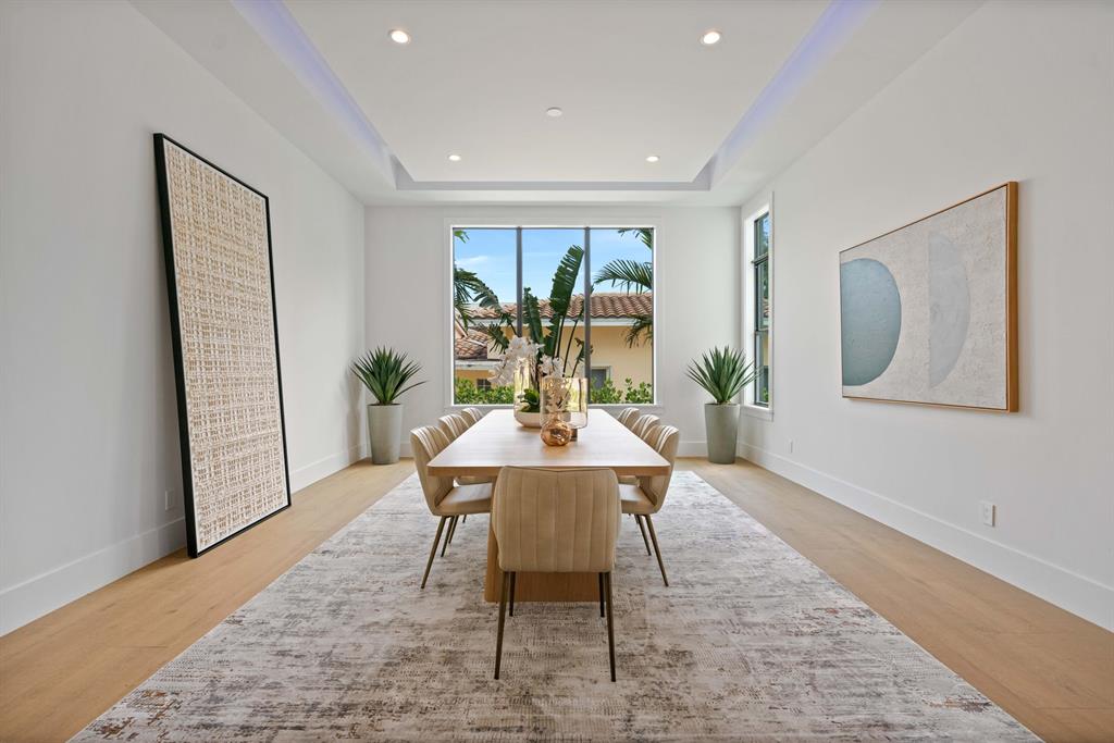 LAKE SHORES LANTANA - Residential