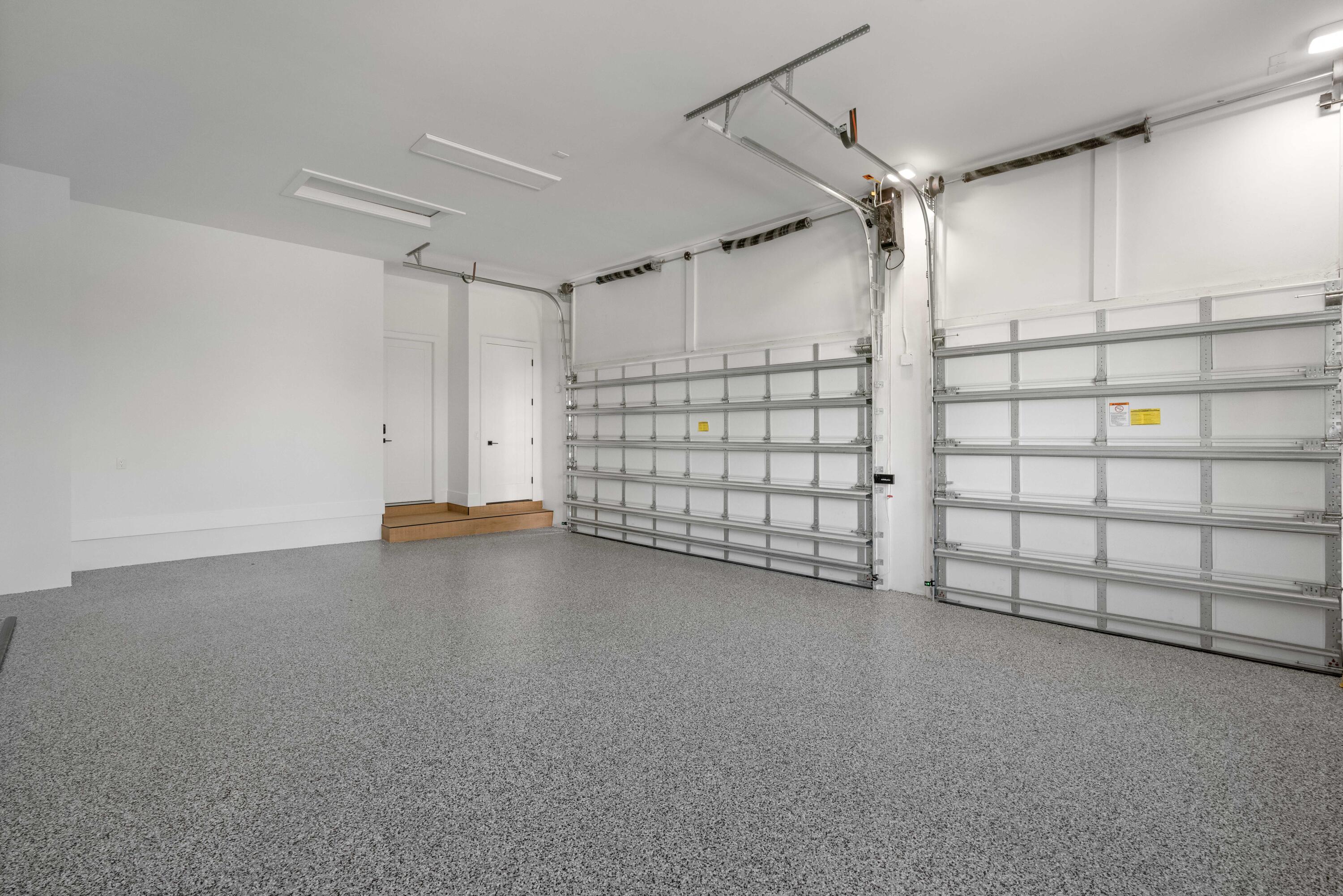 LAKE SHORES LANTANA - Residential