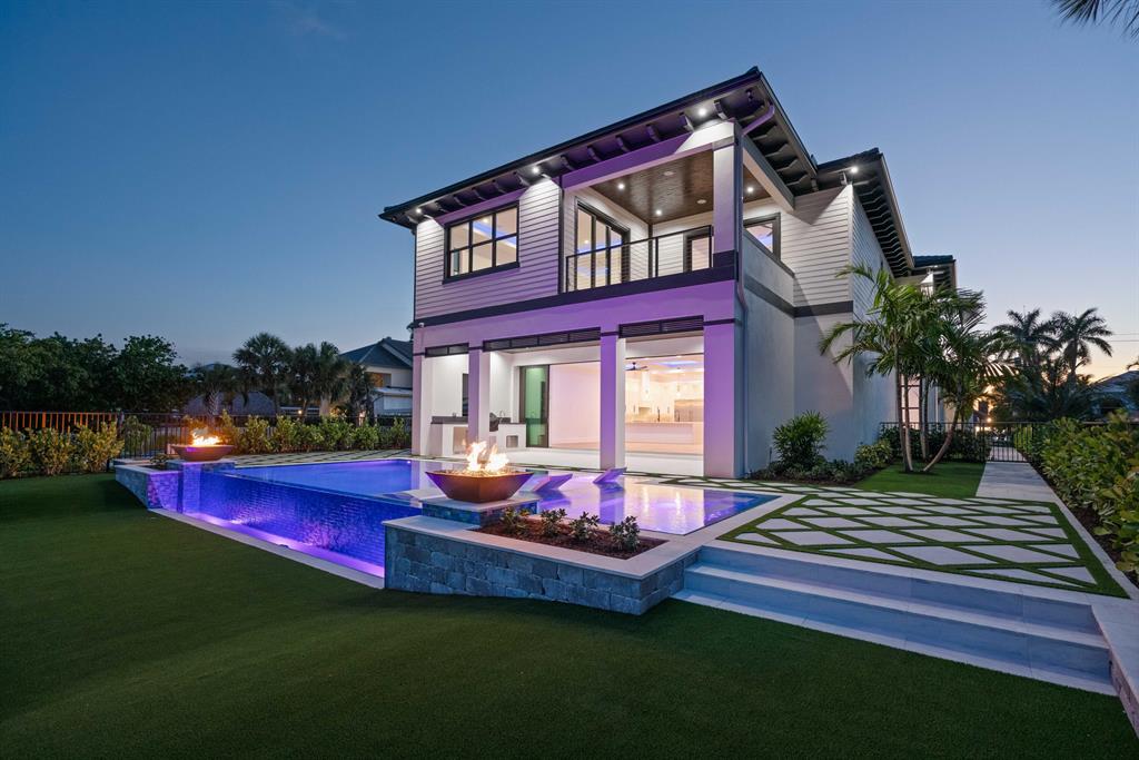 LAKE SHORES LANTANA - Residential