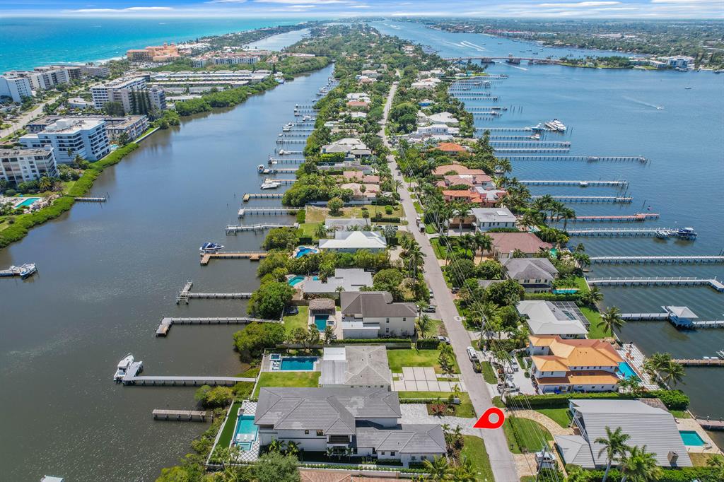 LAKE SHORES LANTANA - Residential
